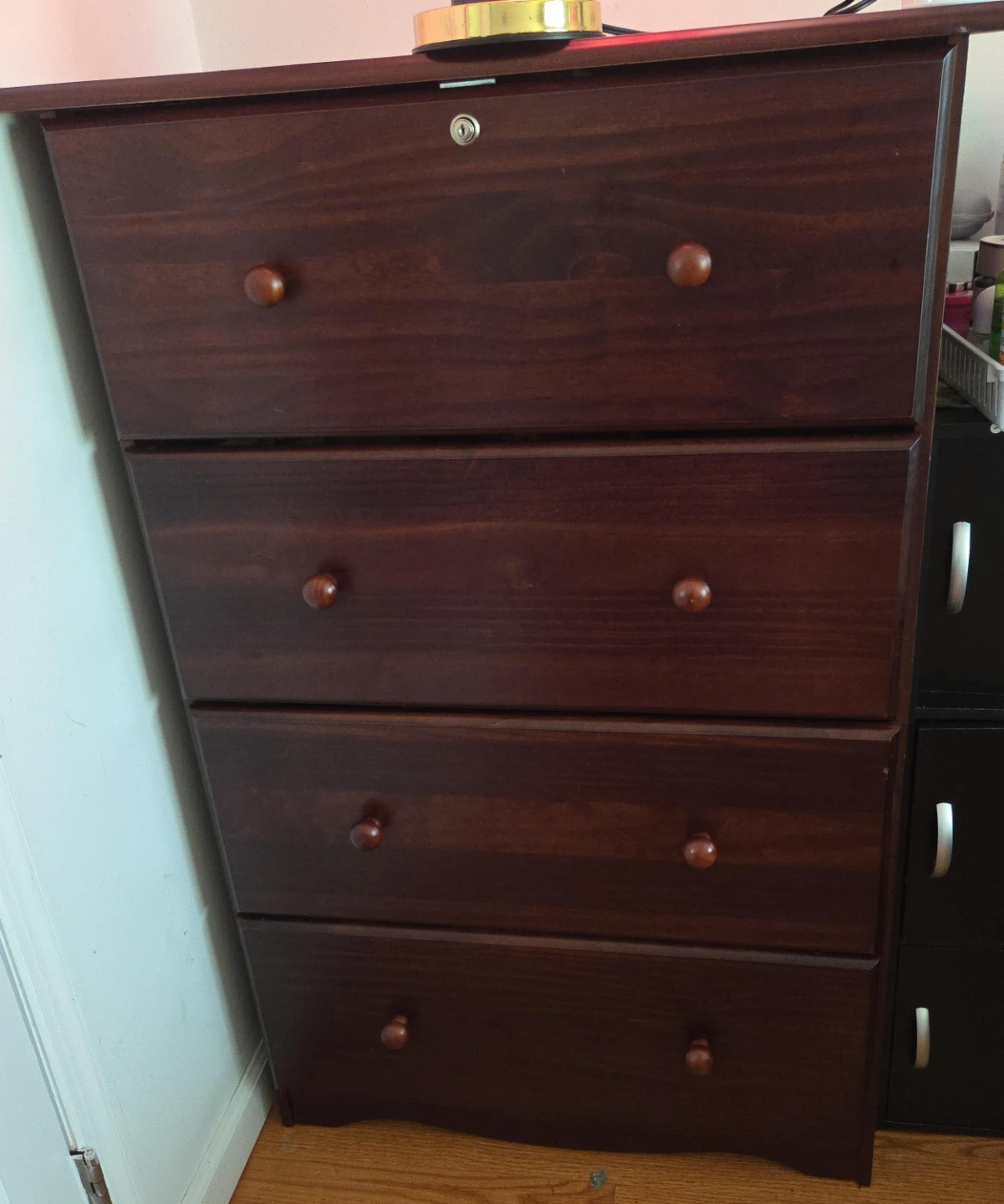 Dark Wood 5-Drawer Dresser