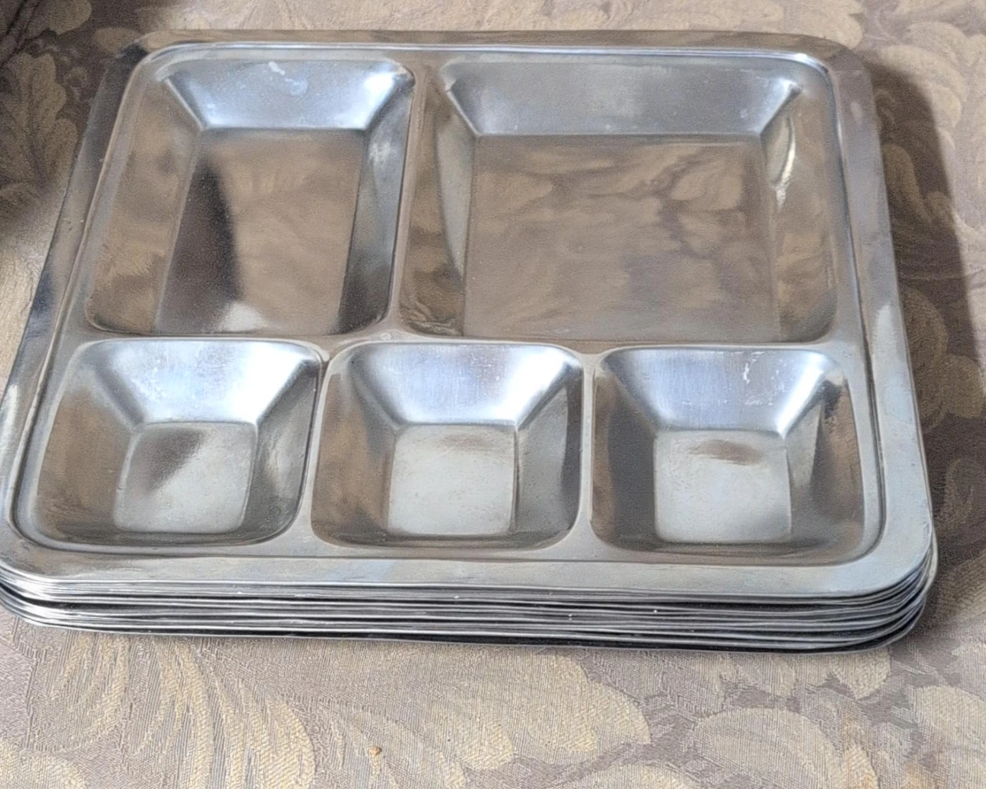 Stainless Steel Divided Serving Tray 22 trays