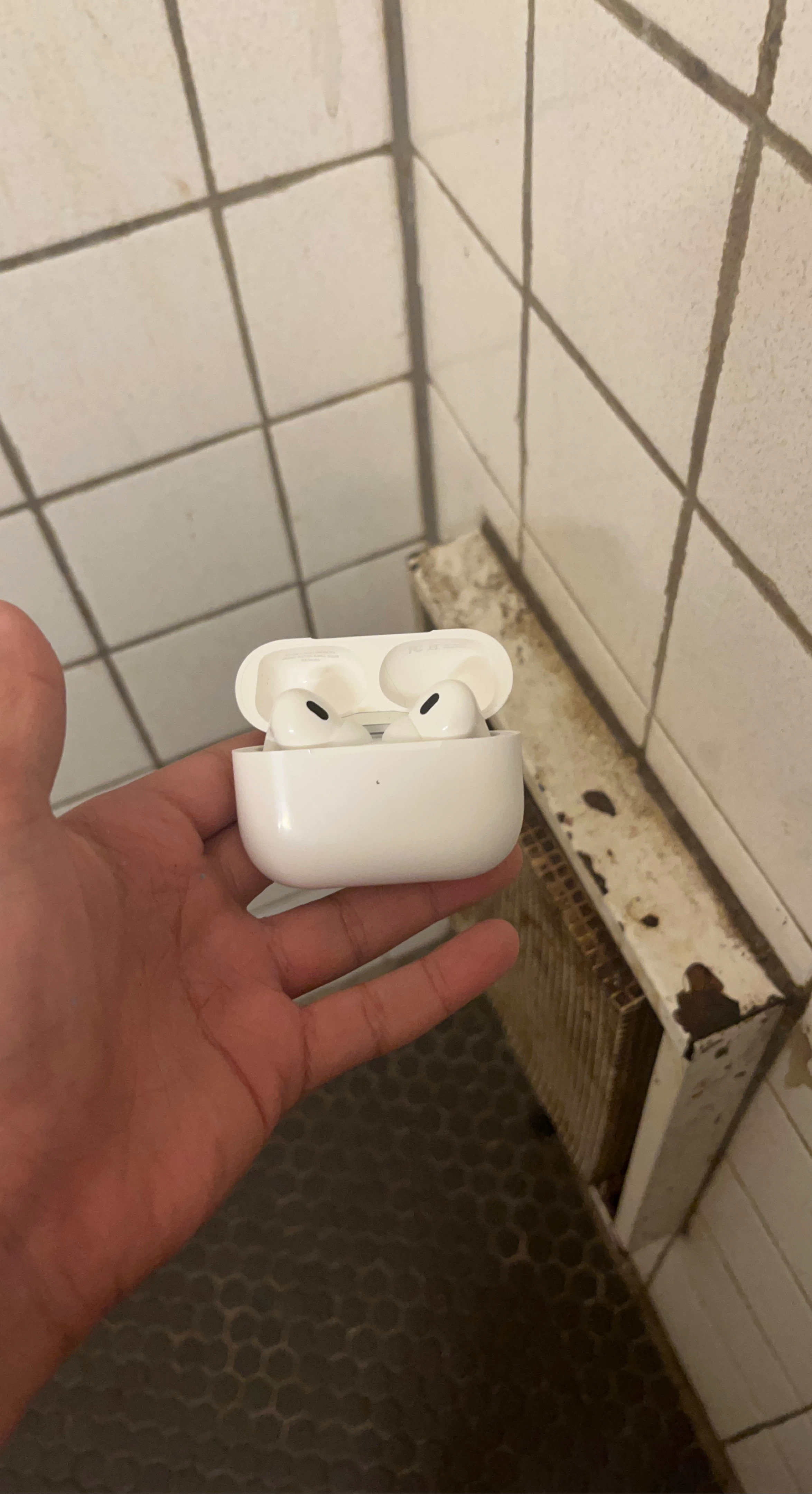 Apple AirPods Pro (2nd generation)