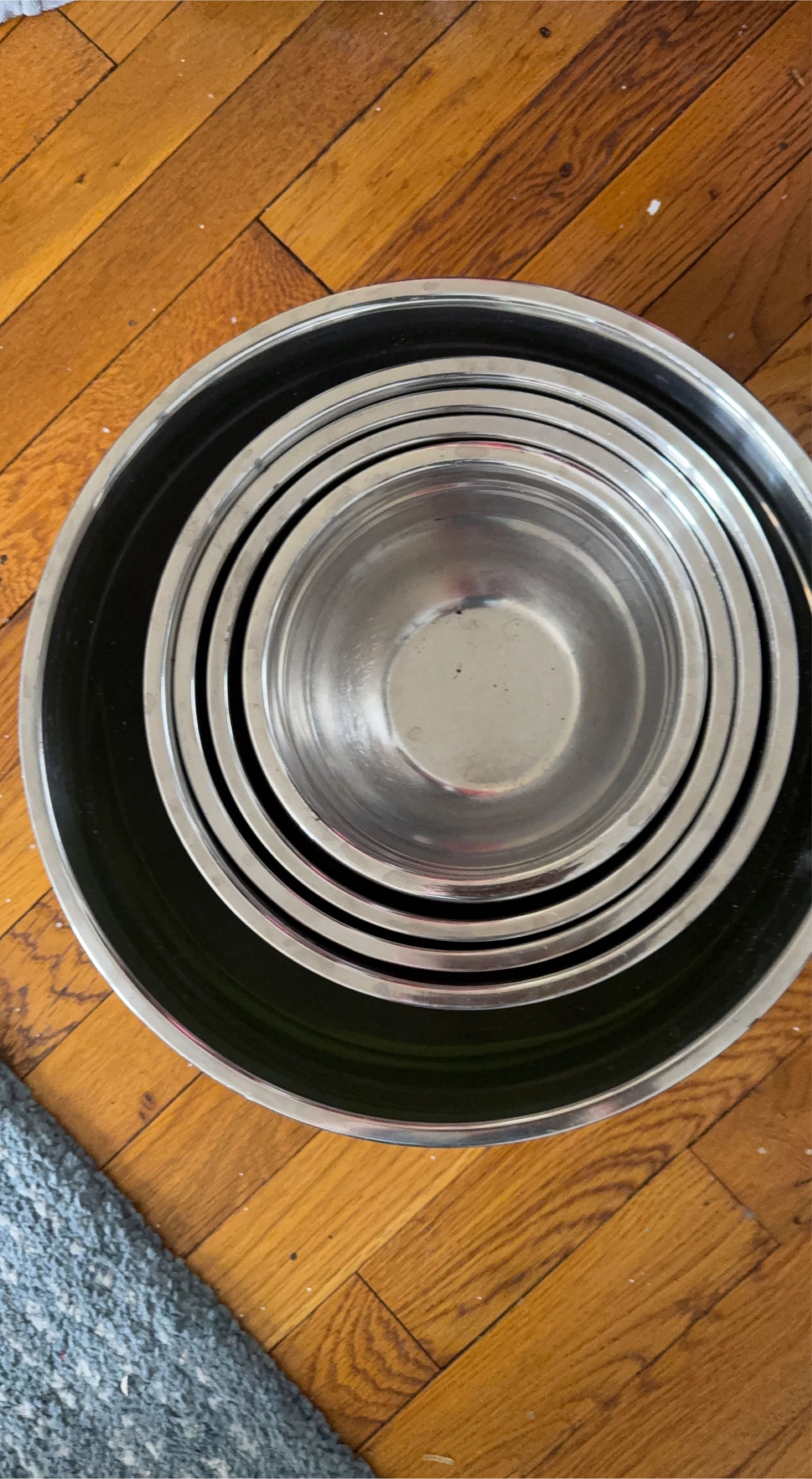 Set of 5 stainless steel mixing bowl
