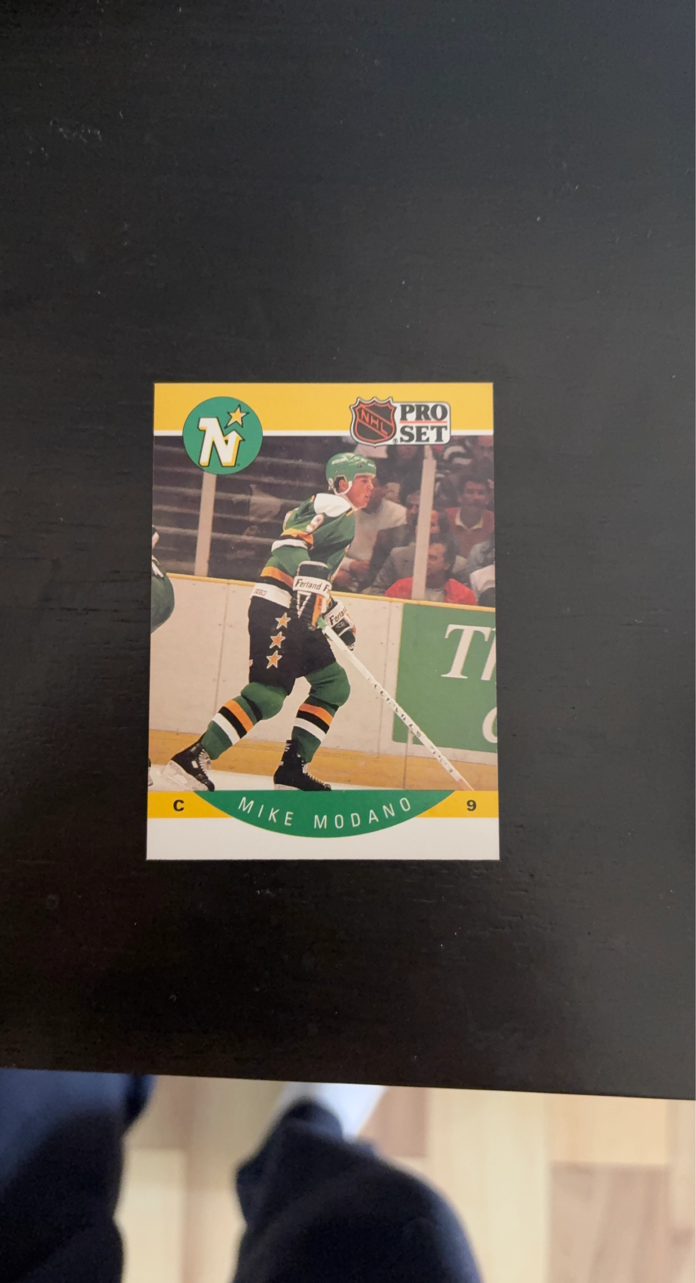 Pro Set Mike Modano Hockey Card