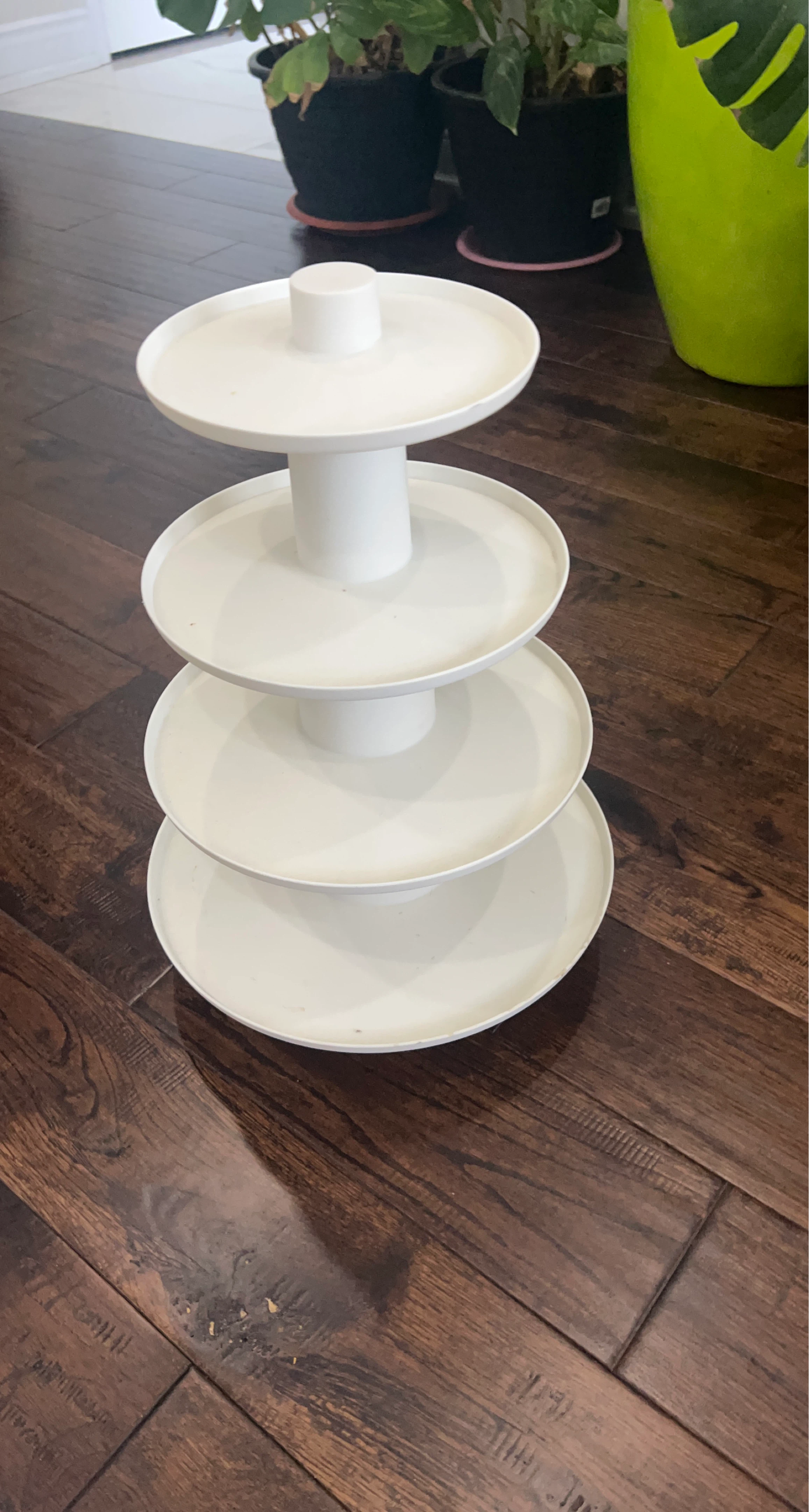White 4-Tier Serving Stand
