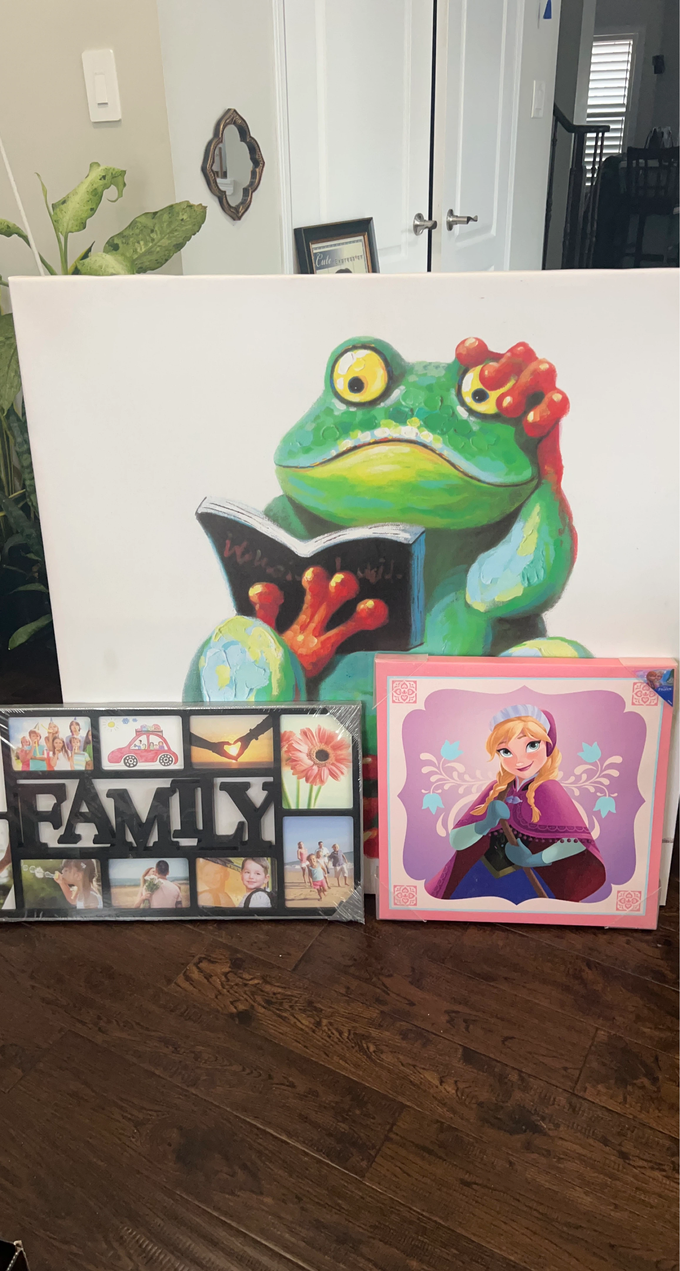 Anna, Frog canavs print, and "FAMILY" Photo Frame