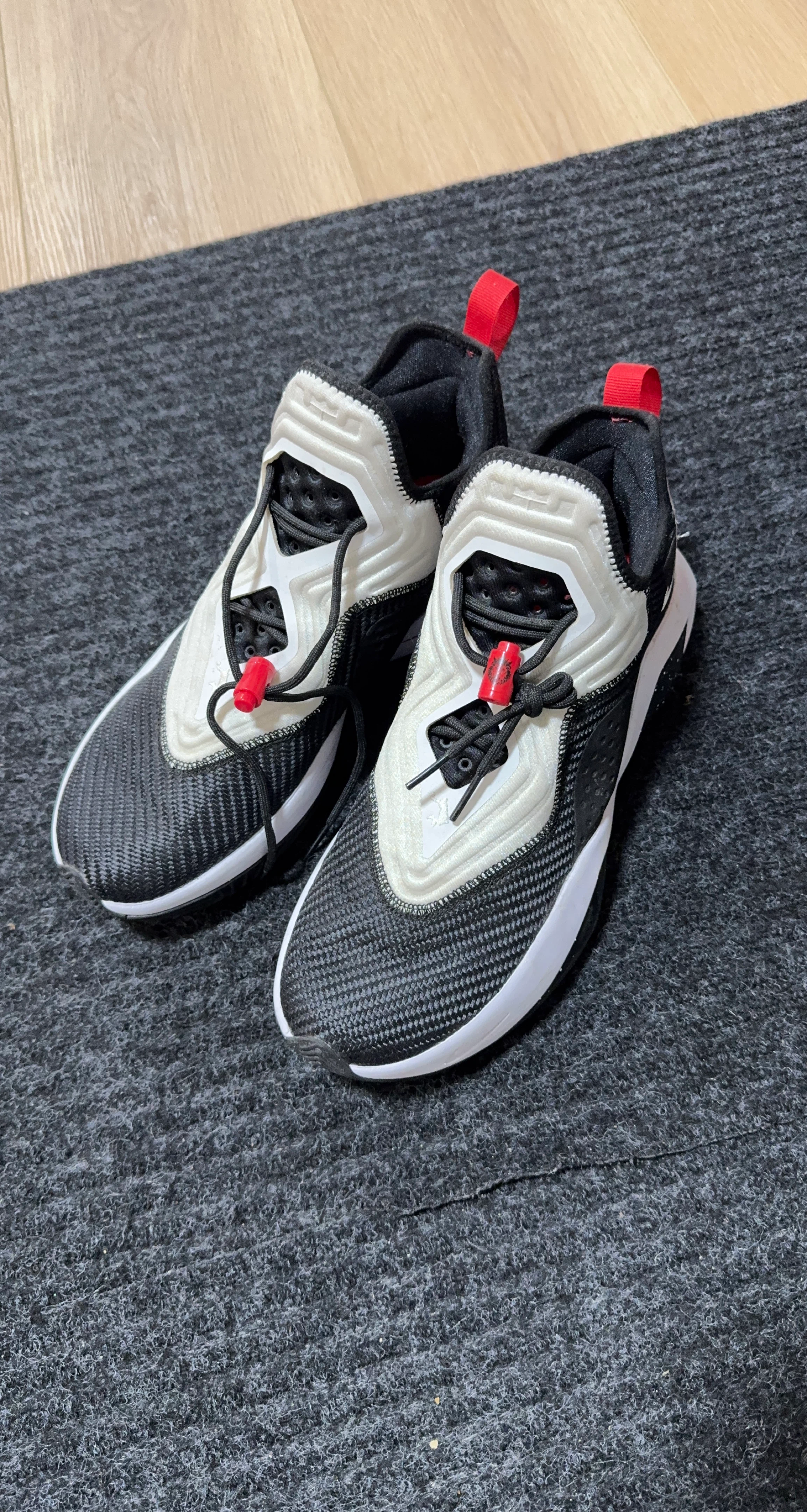 Nike Air Zoom G.T. Cut 2 Men's Basketball Shoes