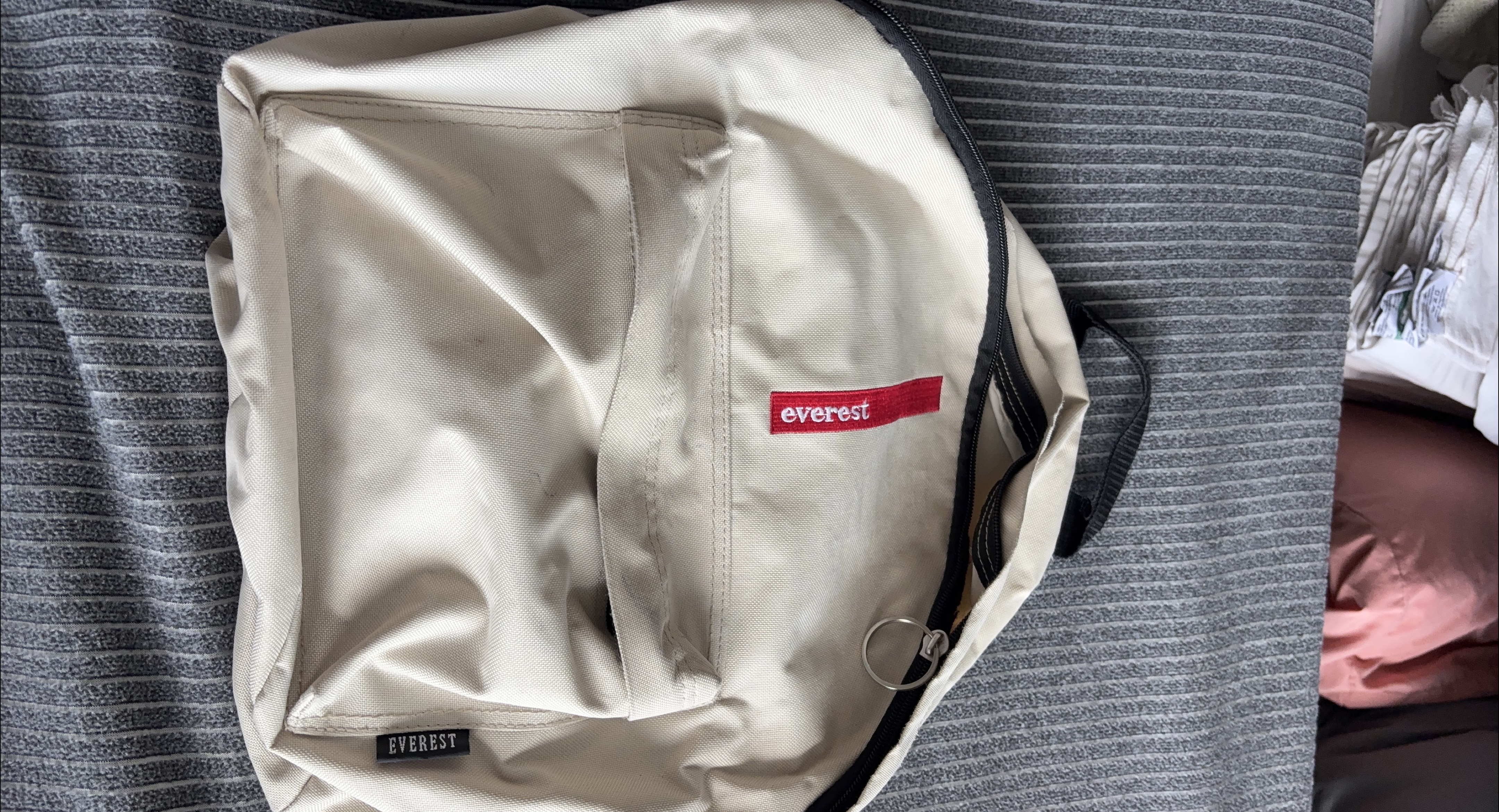 Everest Backpack - Beige