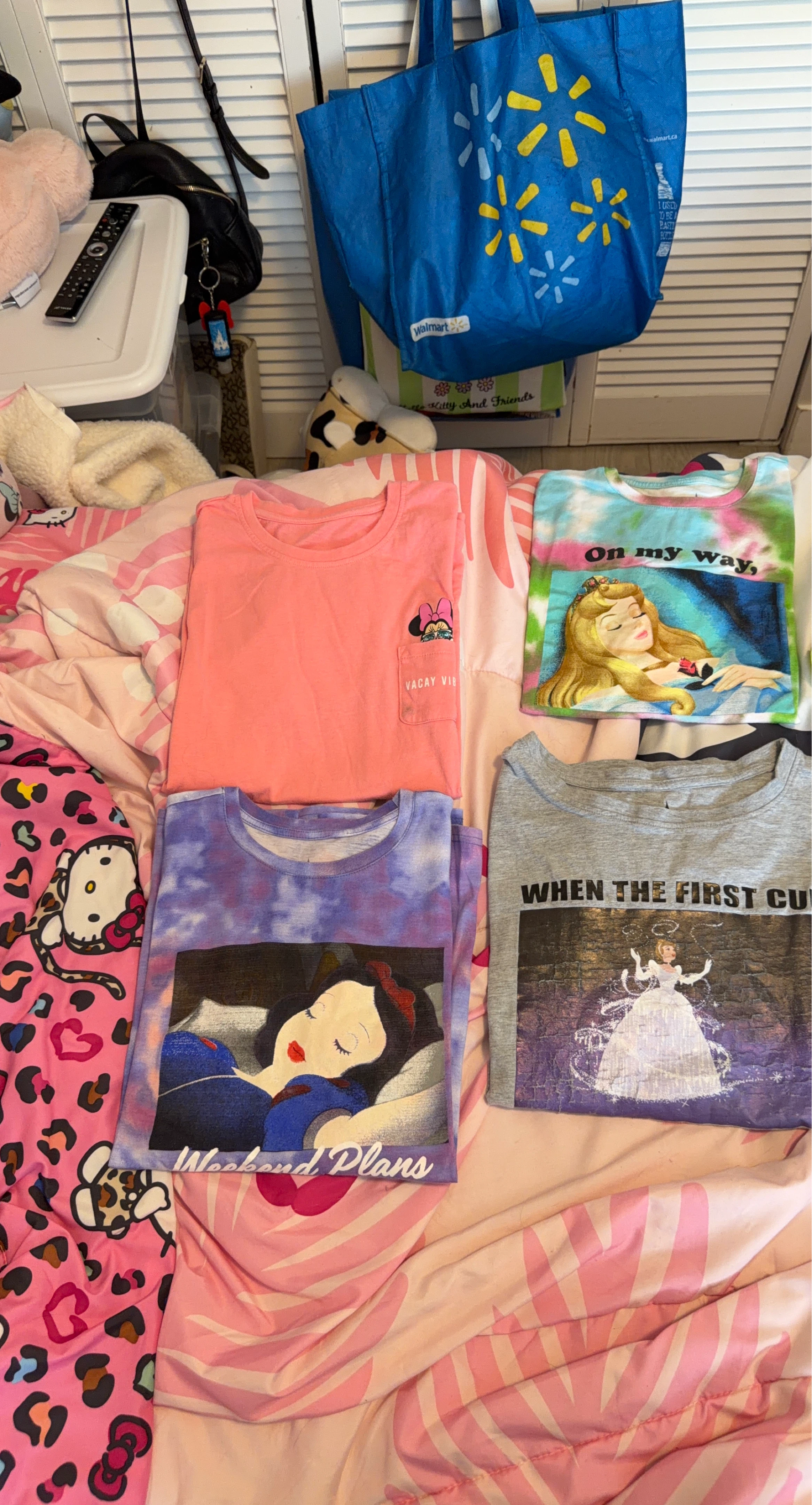 Disney Princess Graphic T-Shirts Size Large