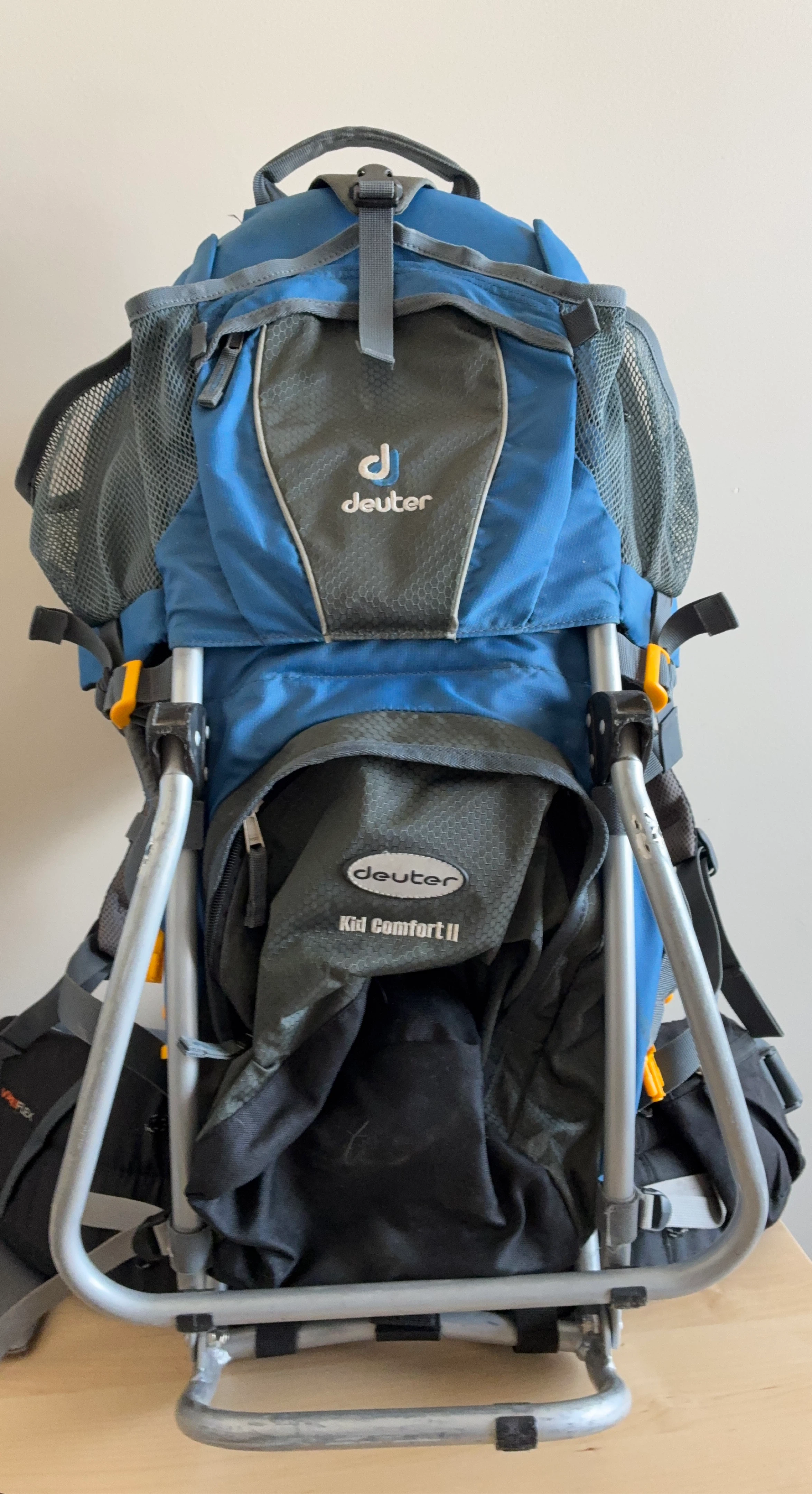 Deuter Kid Comfort II Child Carrier Backpack - photo 2