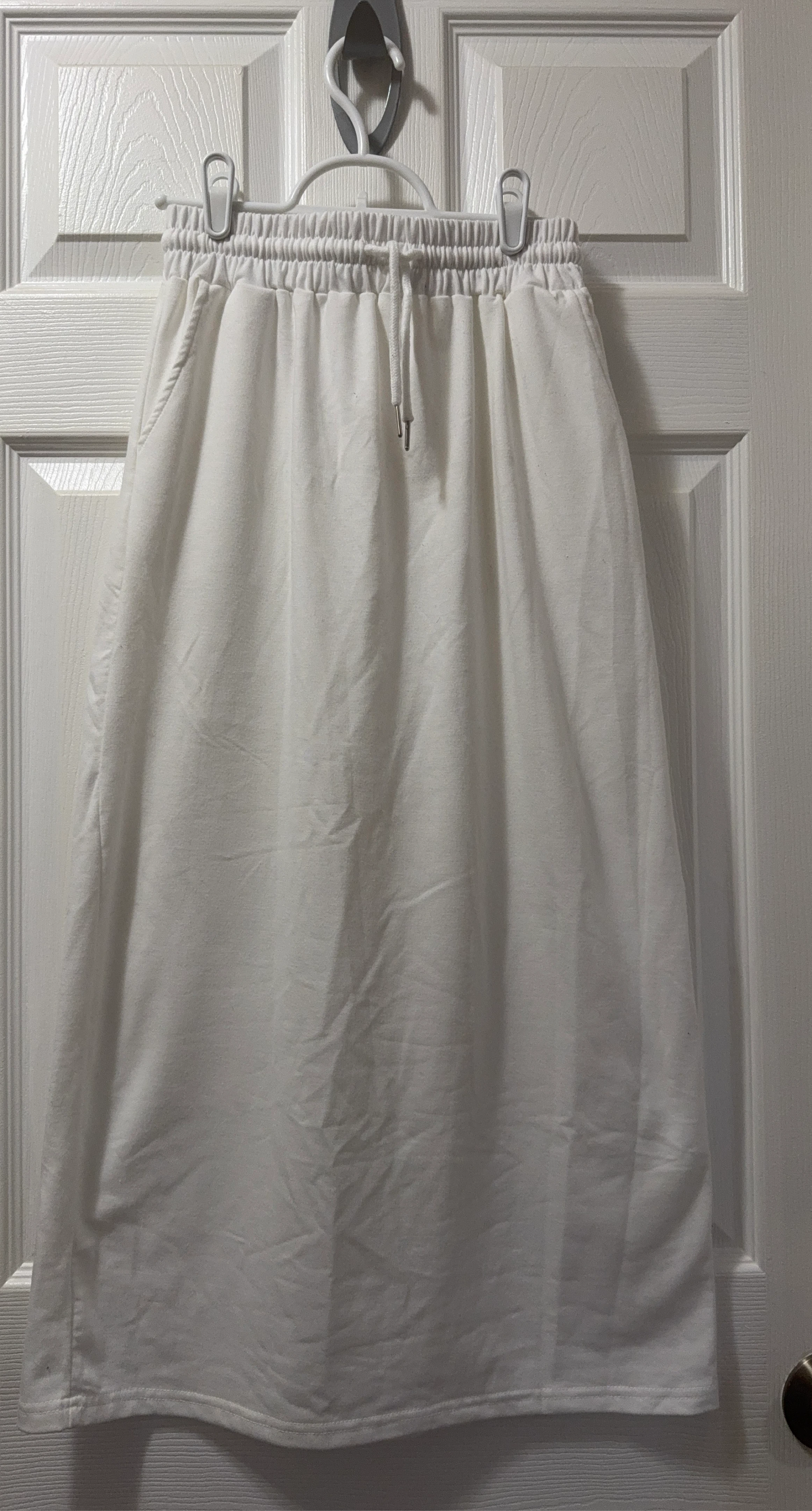 White Elastic Waist Maxi Skirt