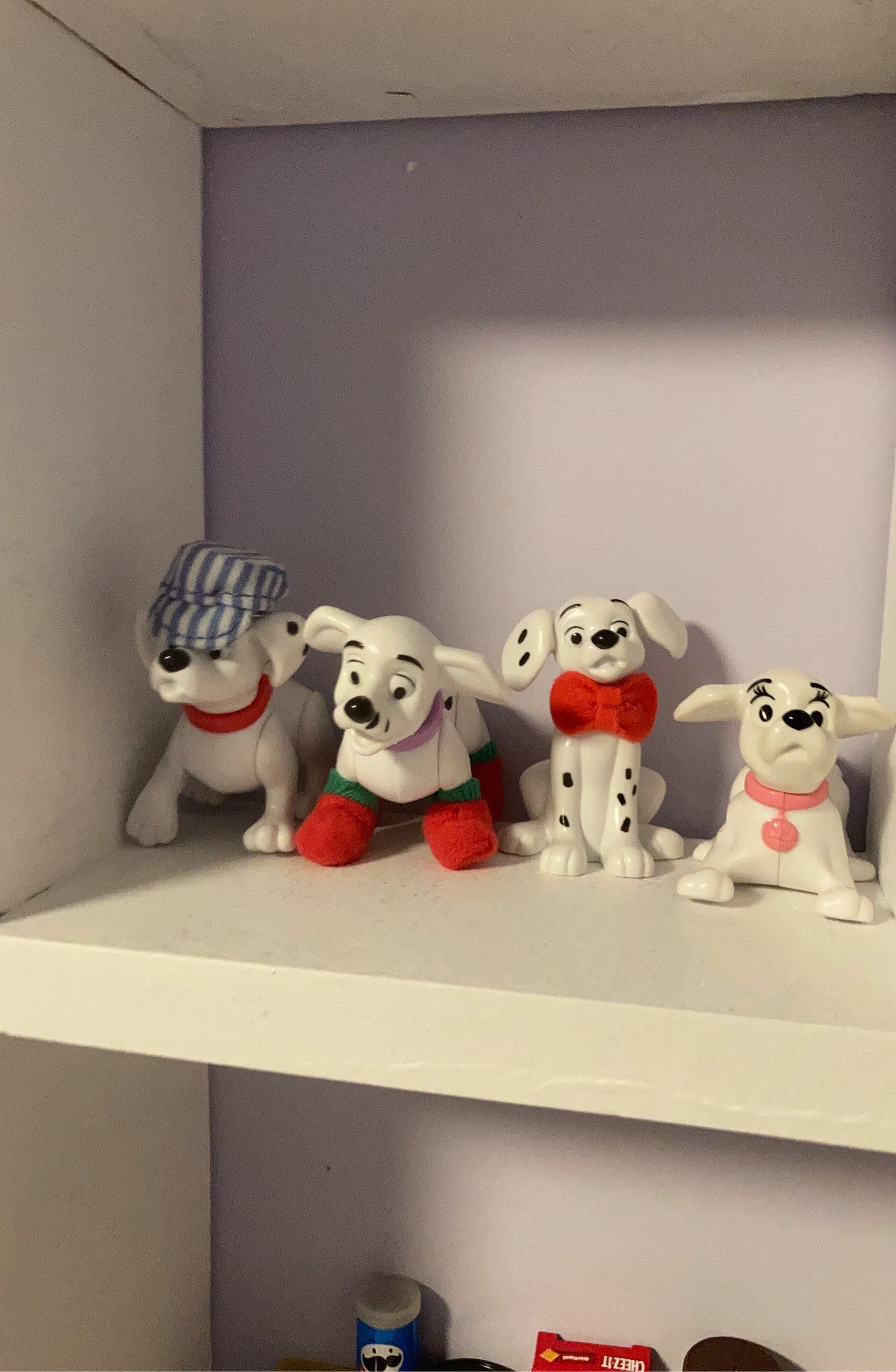 Disney 101 Dalmatians Figurines