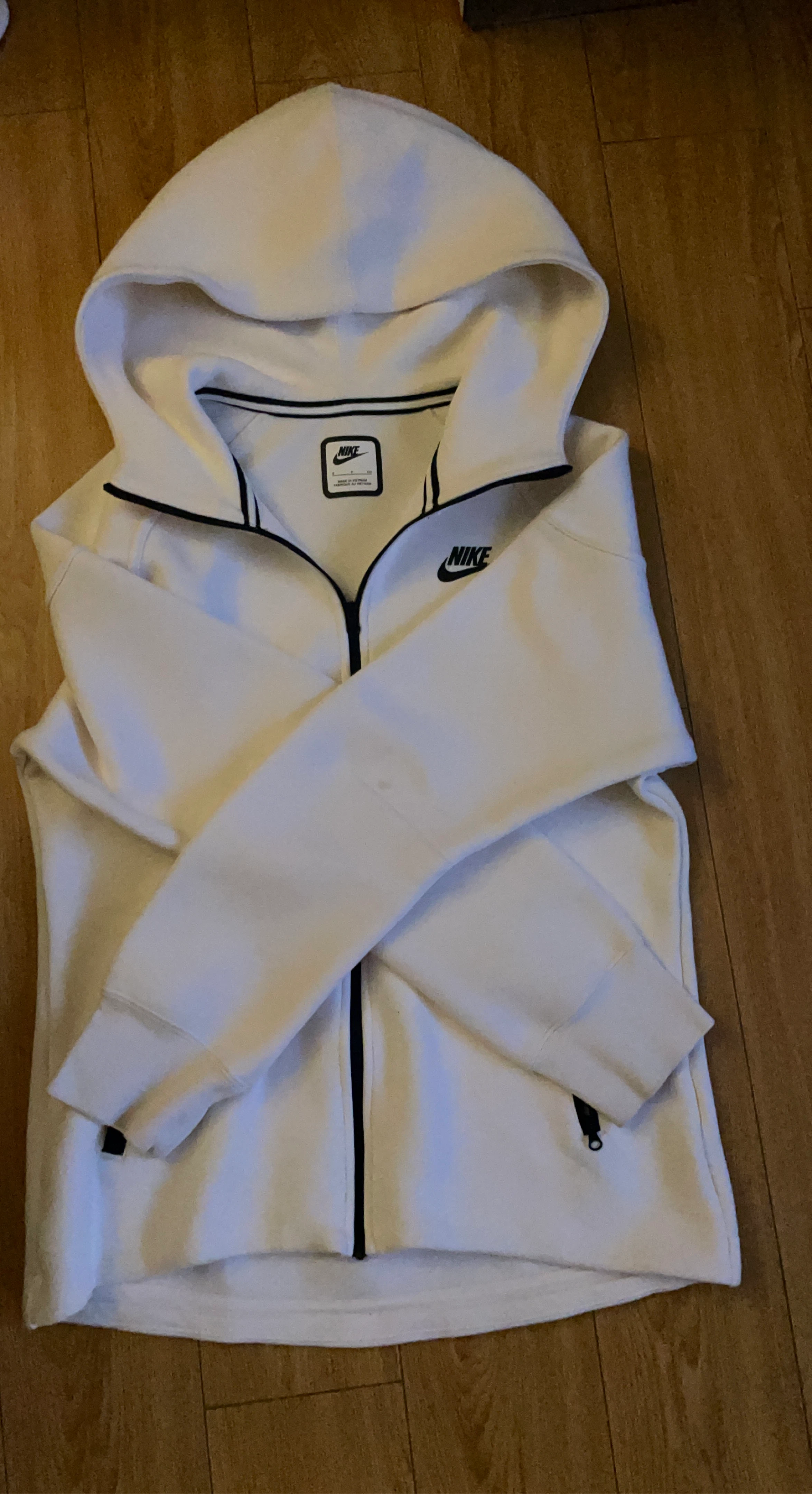 Nike White Zip-Up Hoodie