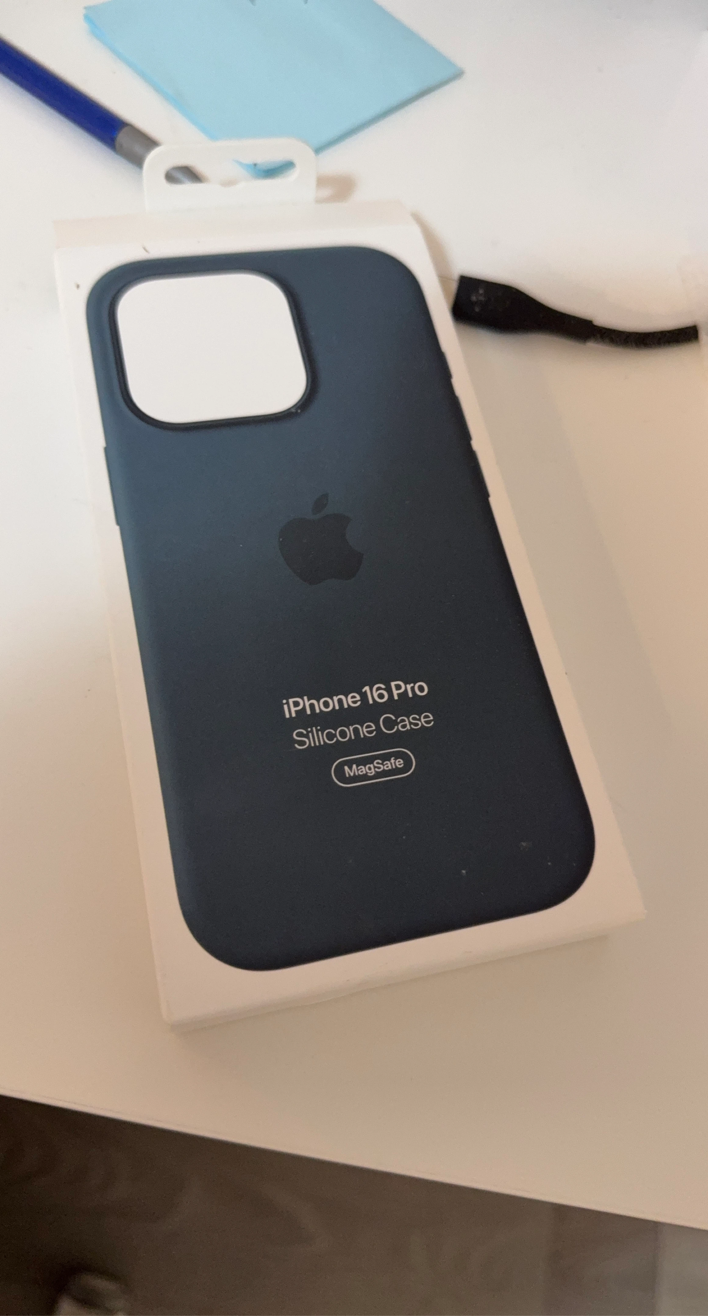 Apple iPhone 16 Pro Silicone Case with MagSafe - Navy