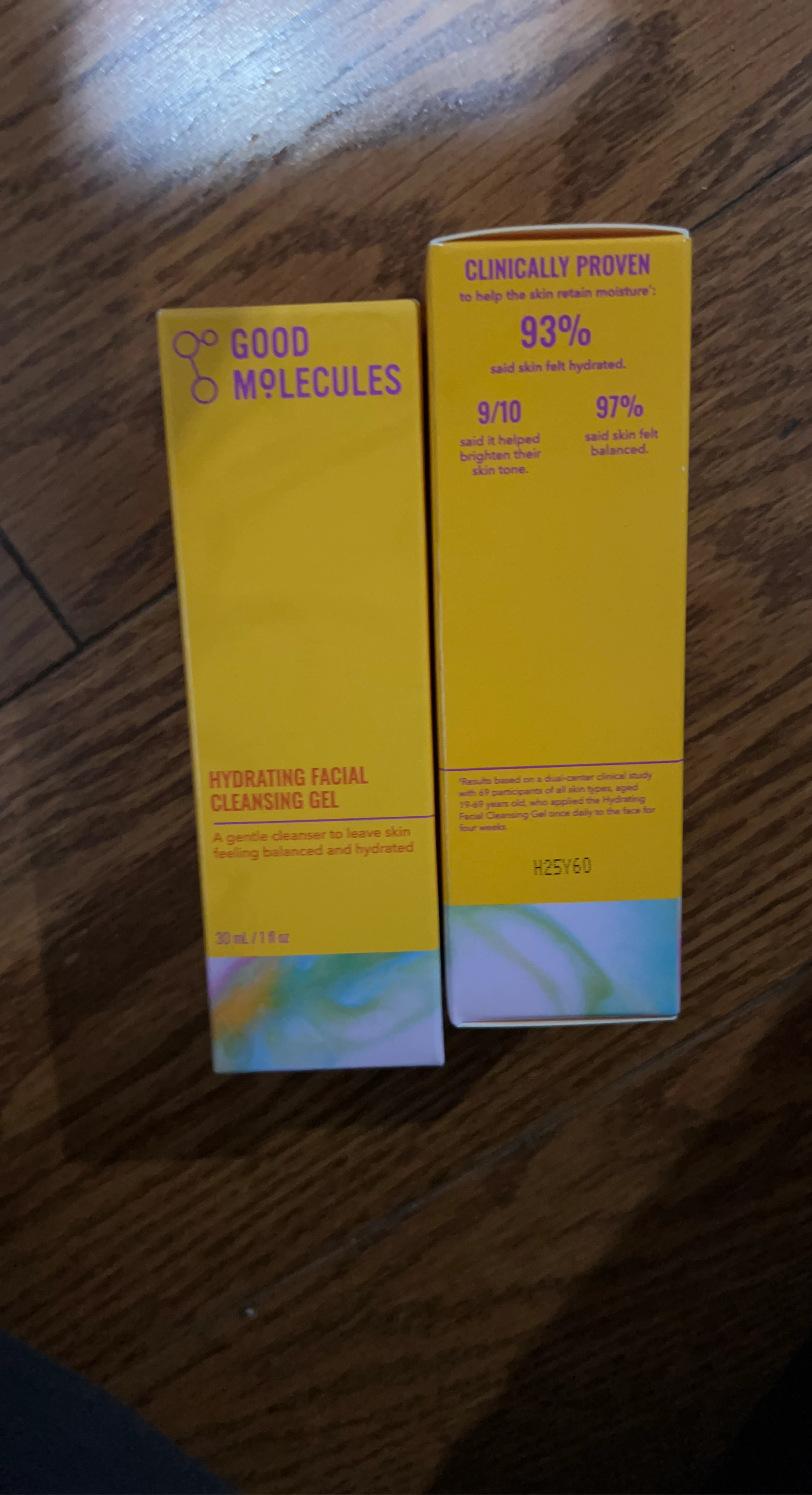 Good Molecules Hydrating Facial Cleansing Gel