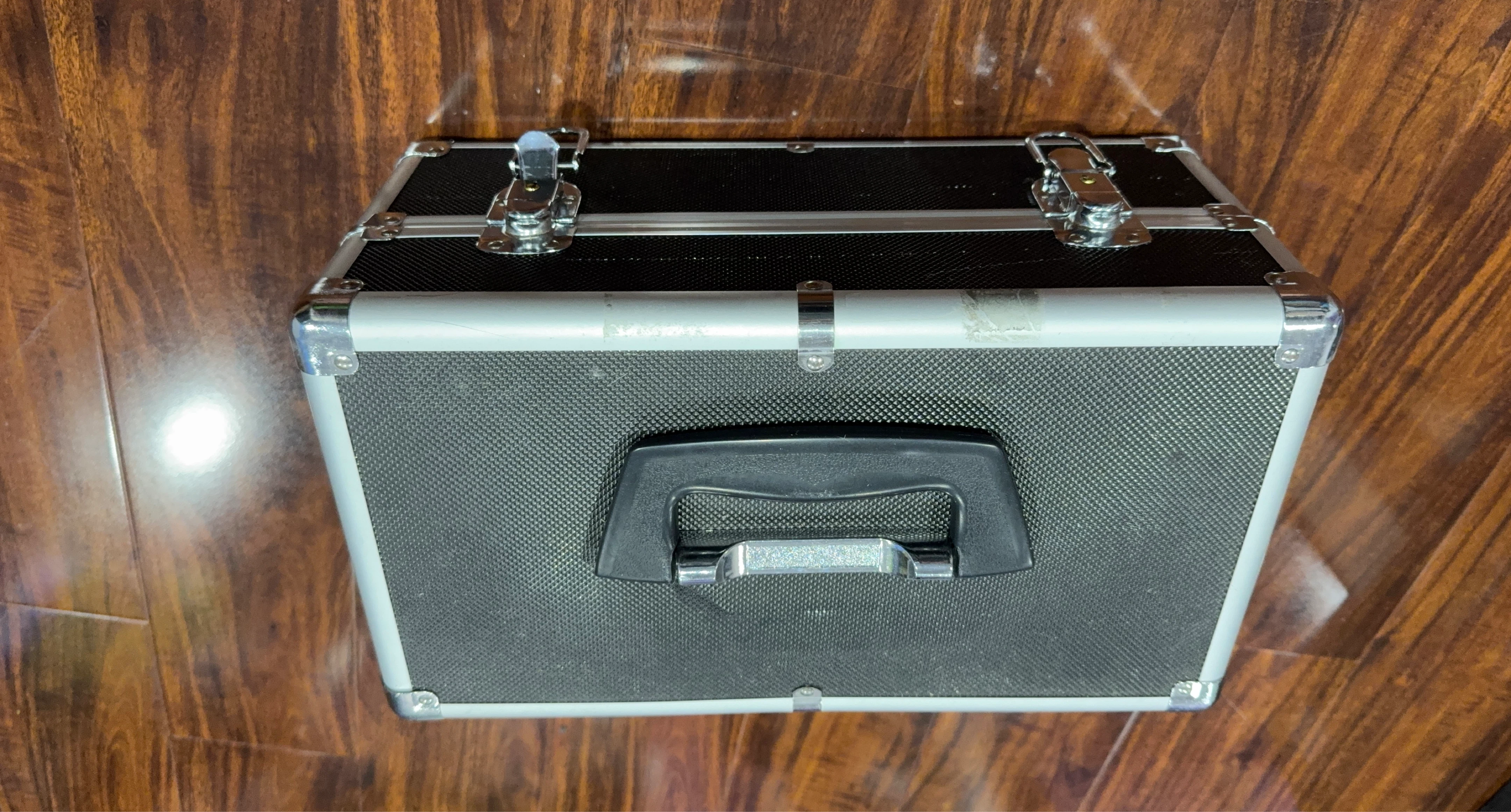 Black and Silver Aluminum Makeup Train Case