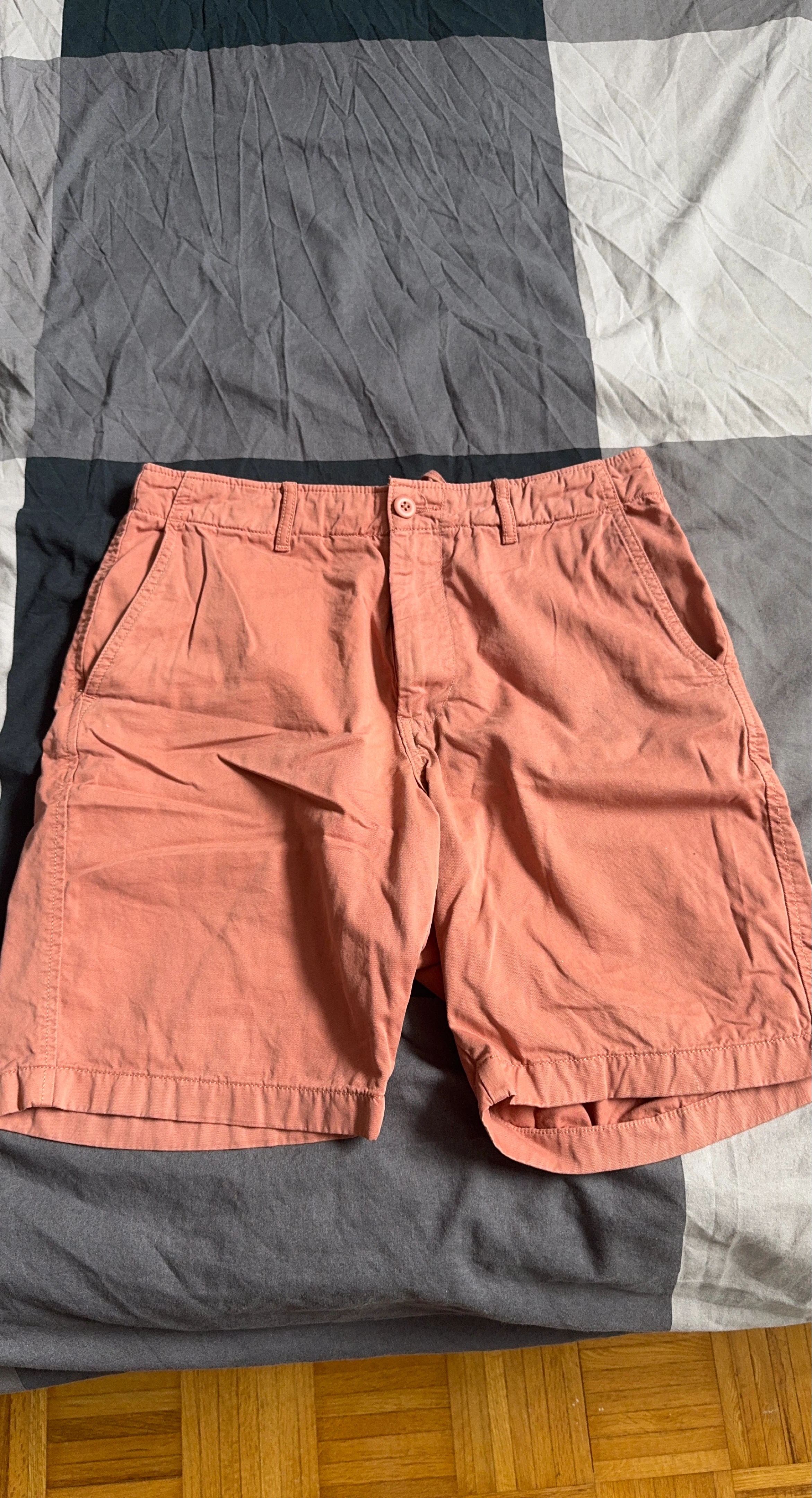 UNIQLO Chino Shorts - Peach - Size S/P