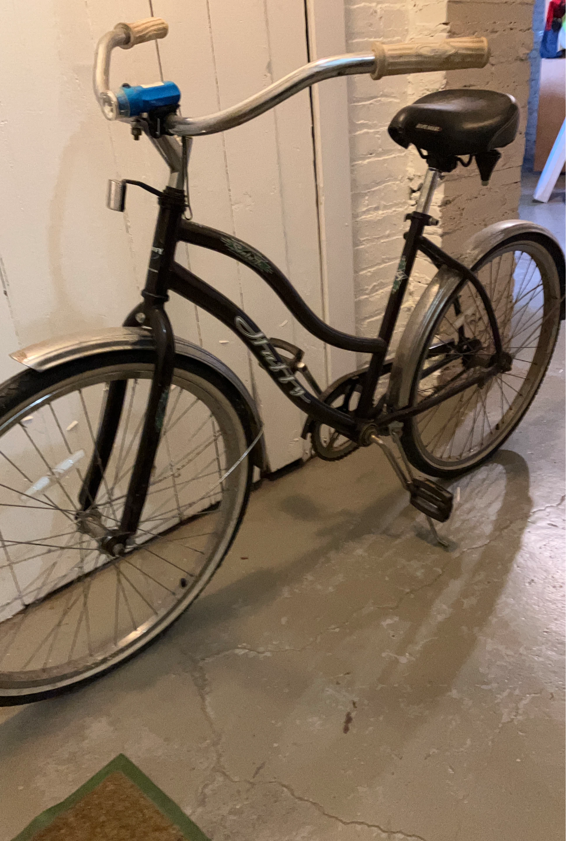 Black Huffy Womens Cruiser Bicycle