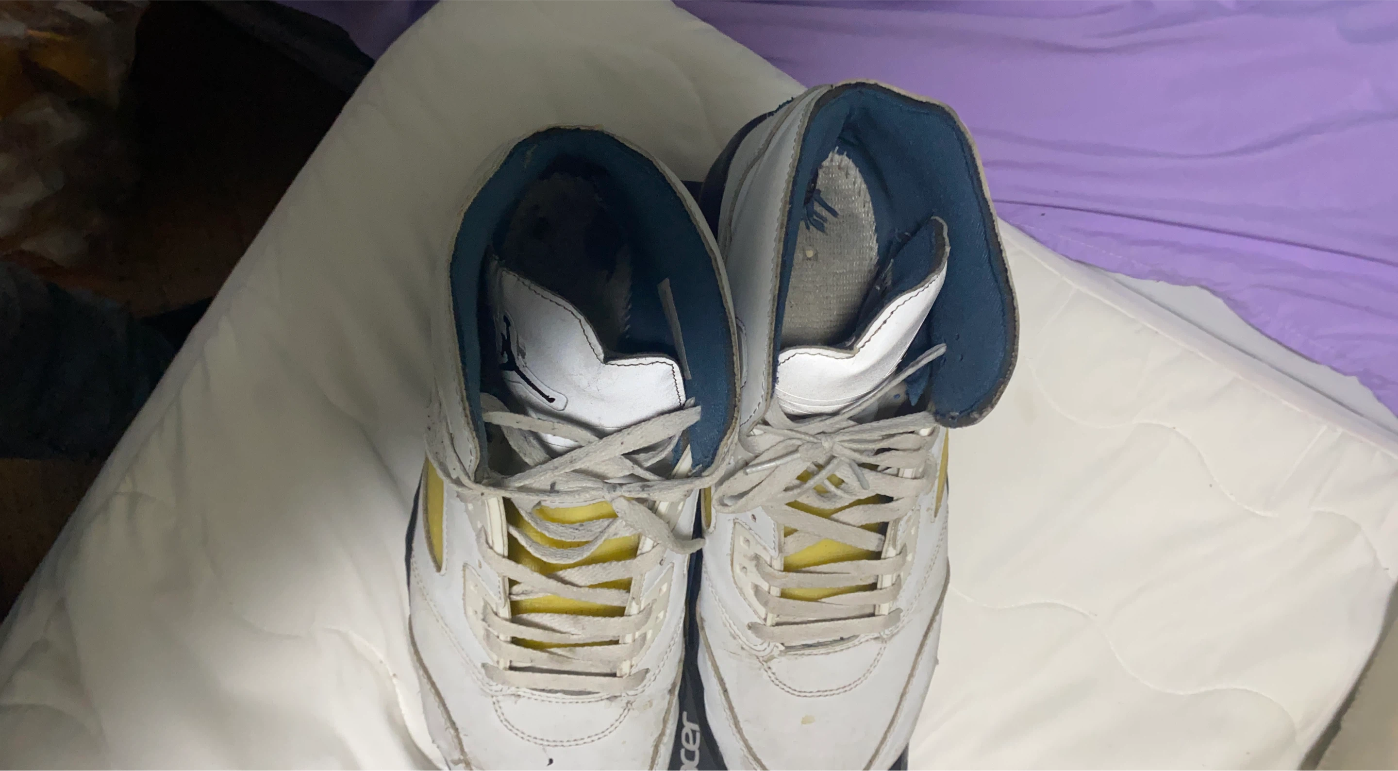 Air Jordan 5 Retro White Yellow Blue