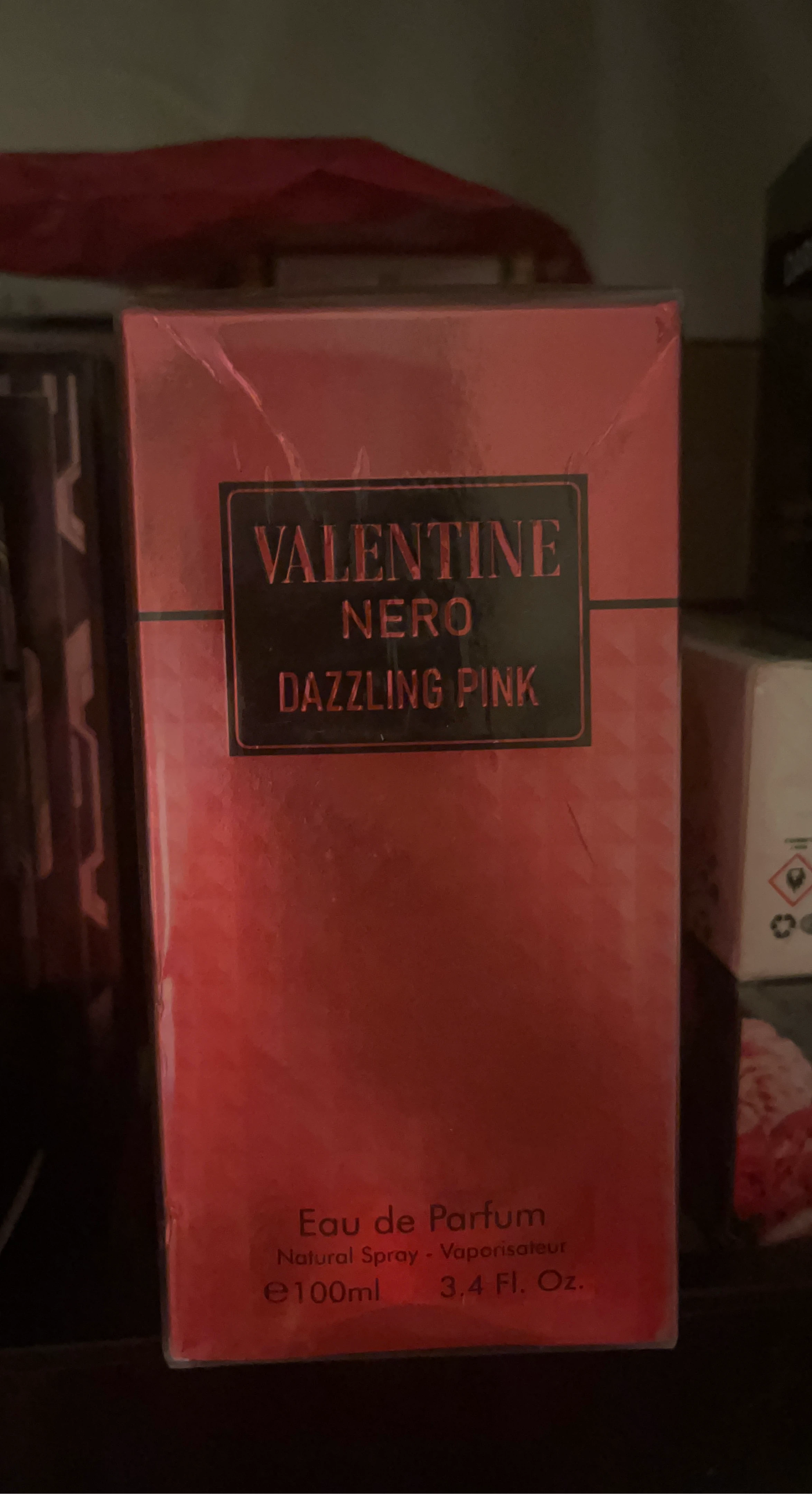 Valentine Nero Dazzling Pink Eau de Parfum 100ml