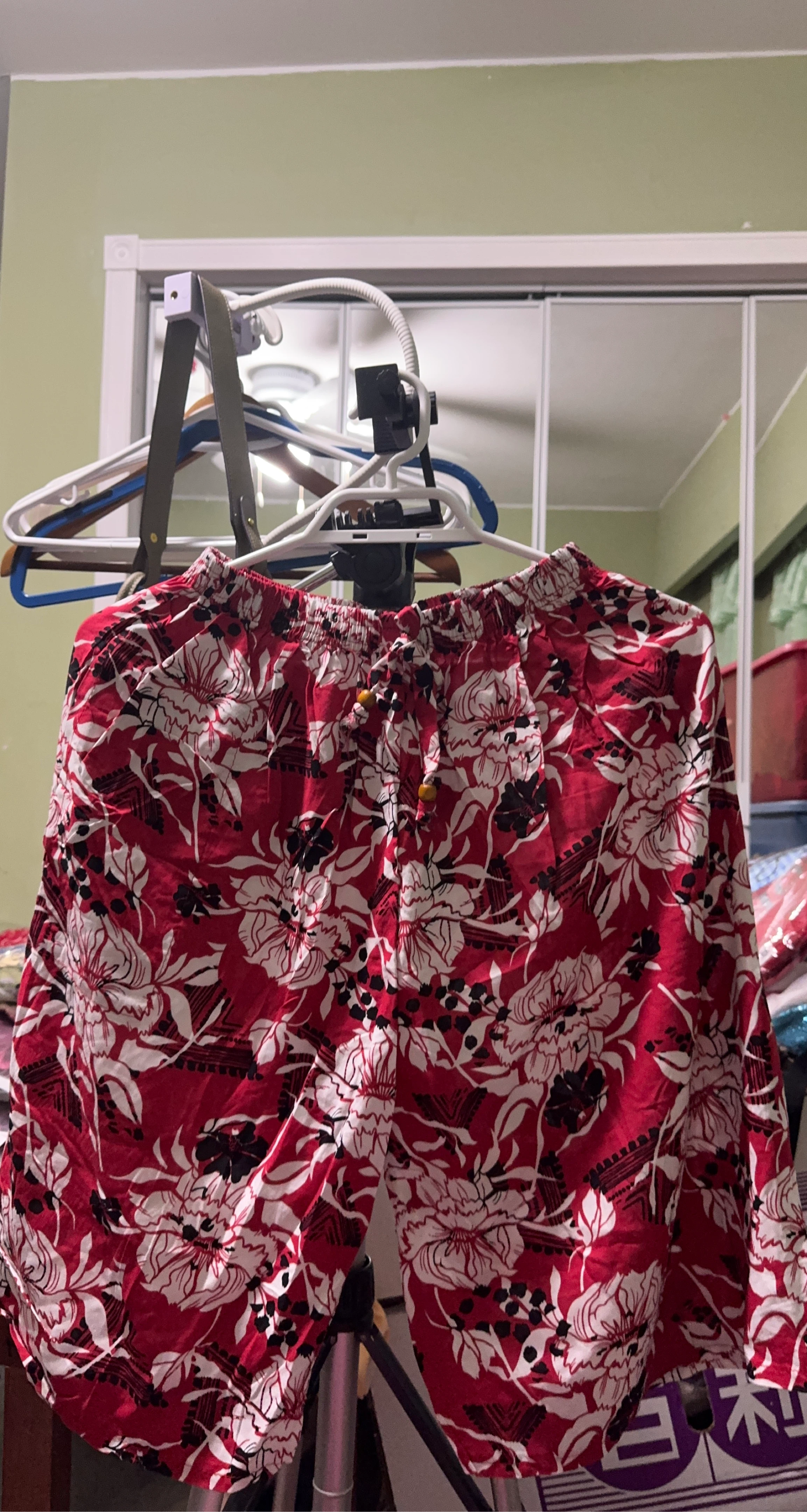 Women's Red Floral Lounge Pants