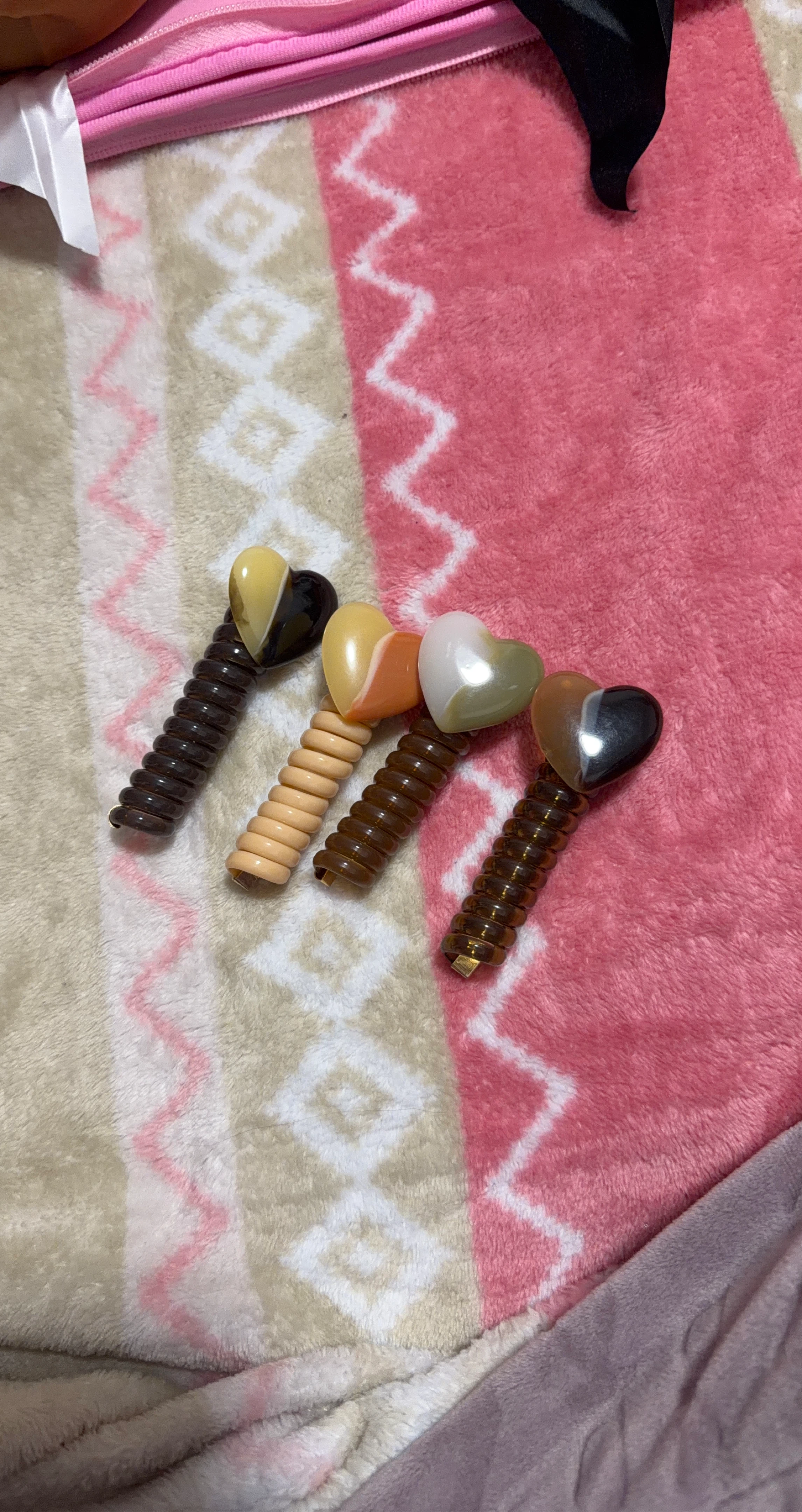 Heart Shaped Hair Clips (Set of 4)