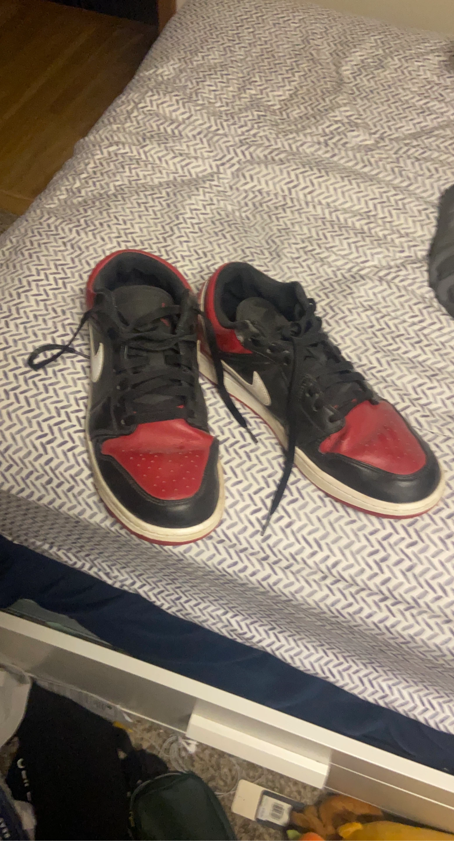 Nike Air Jordan 1 "Black Red" Sneakers