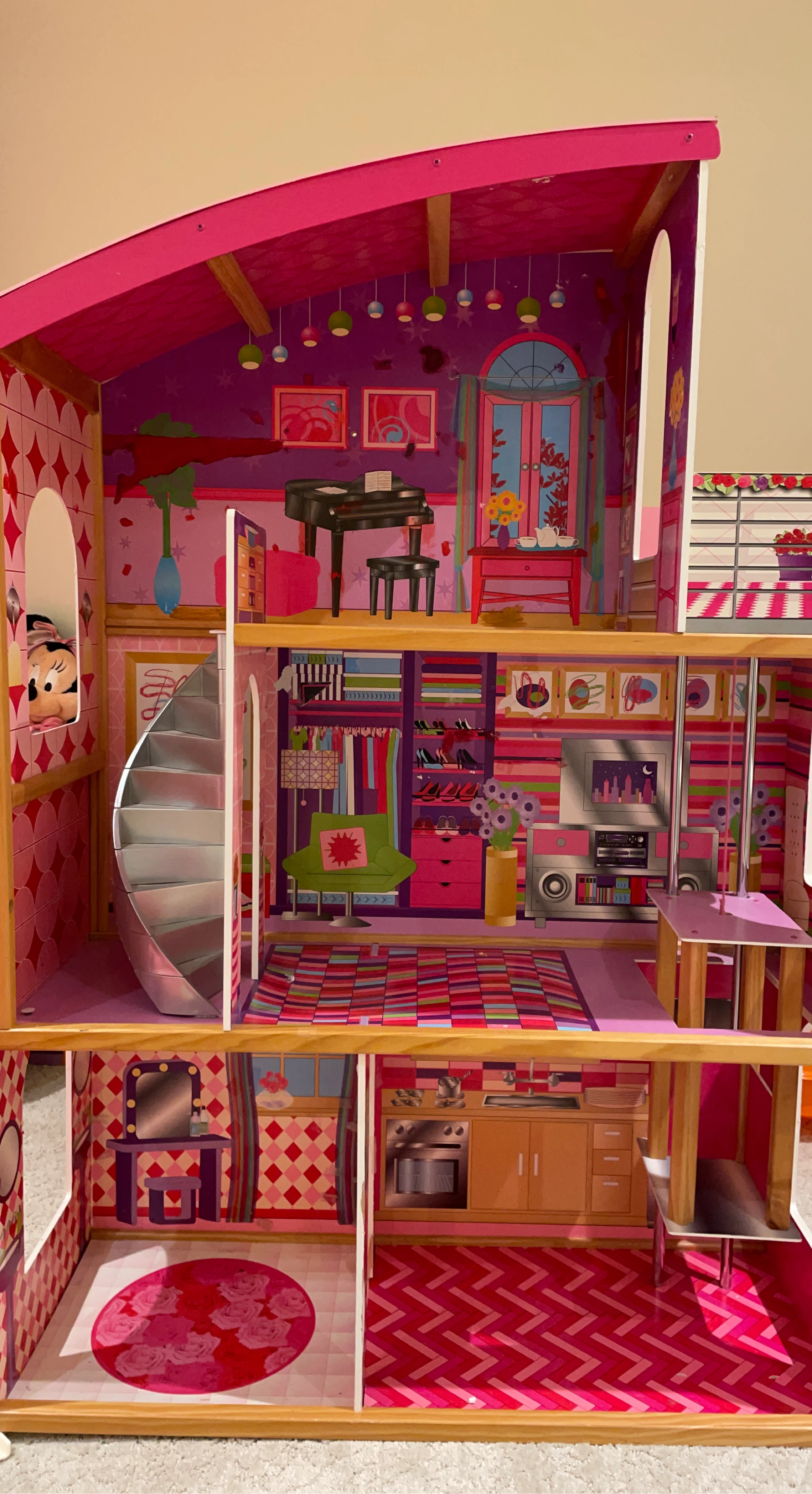 Wooden Dollhouse with Furniture and Accessories