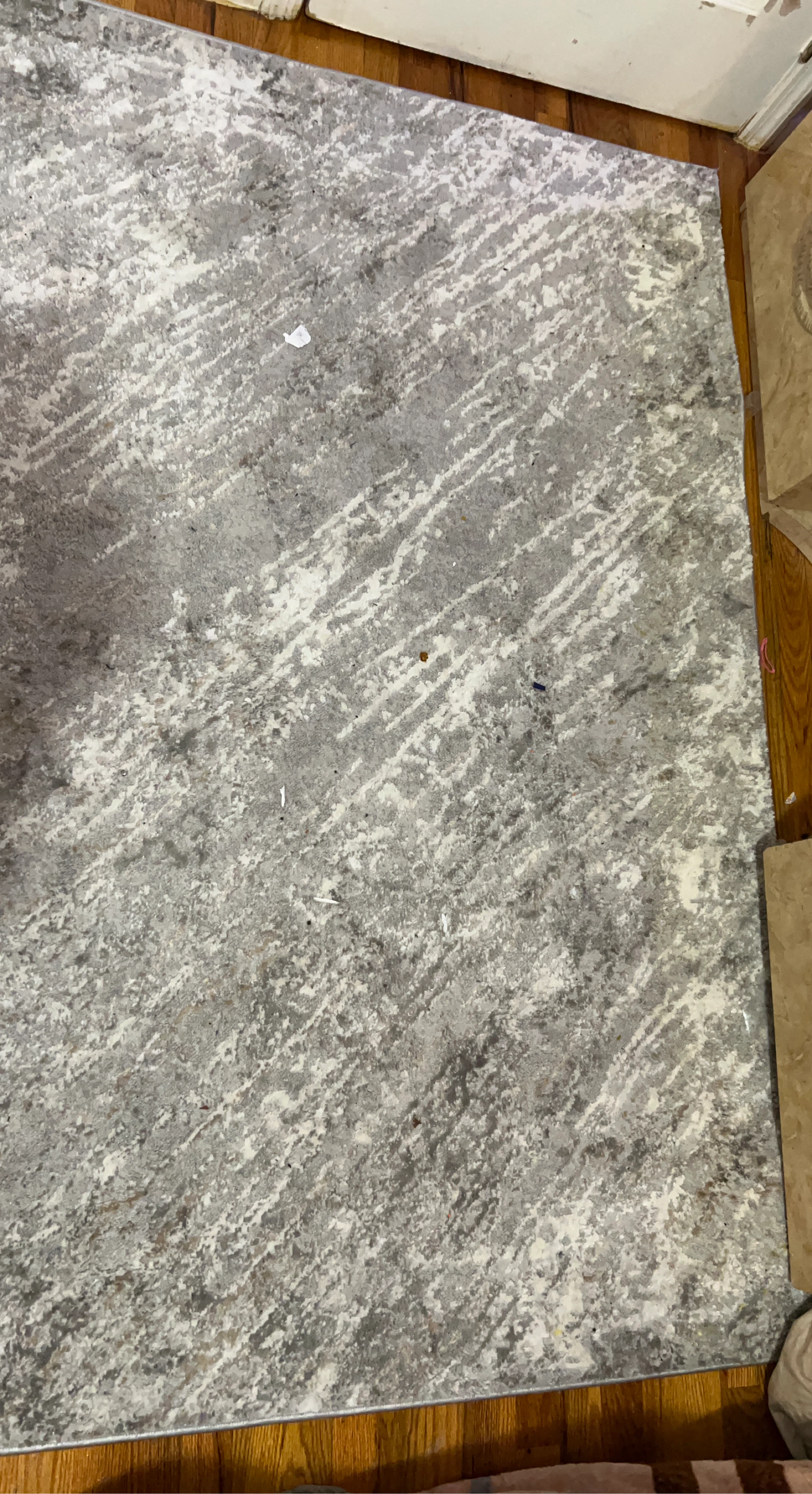 Grey and White Abstract Pattern Rug