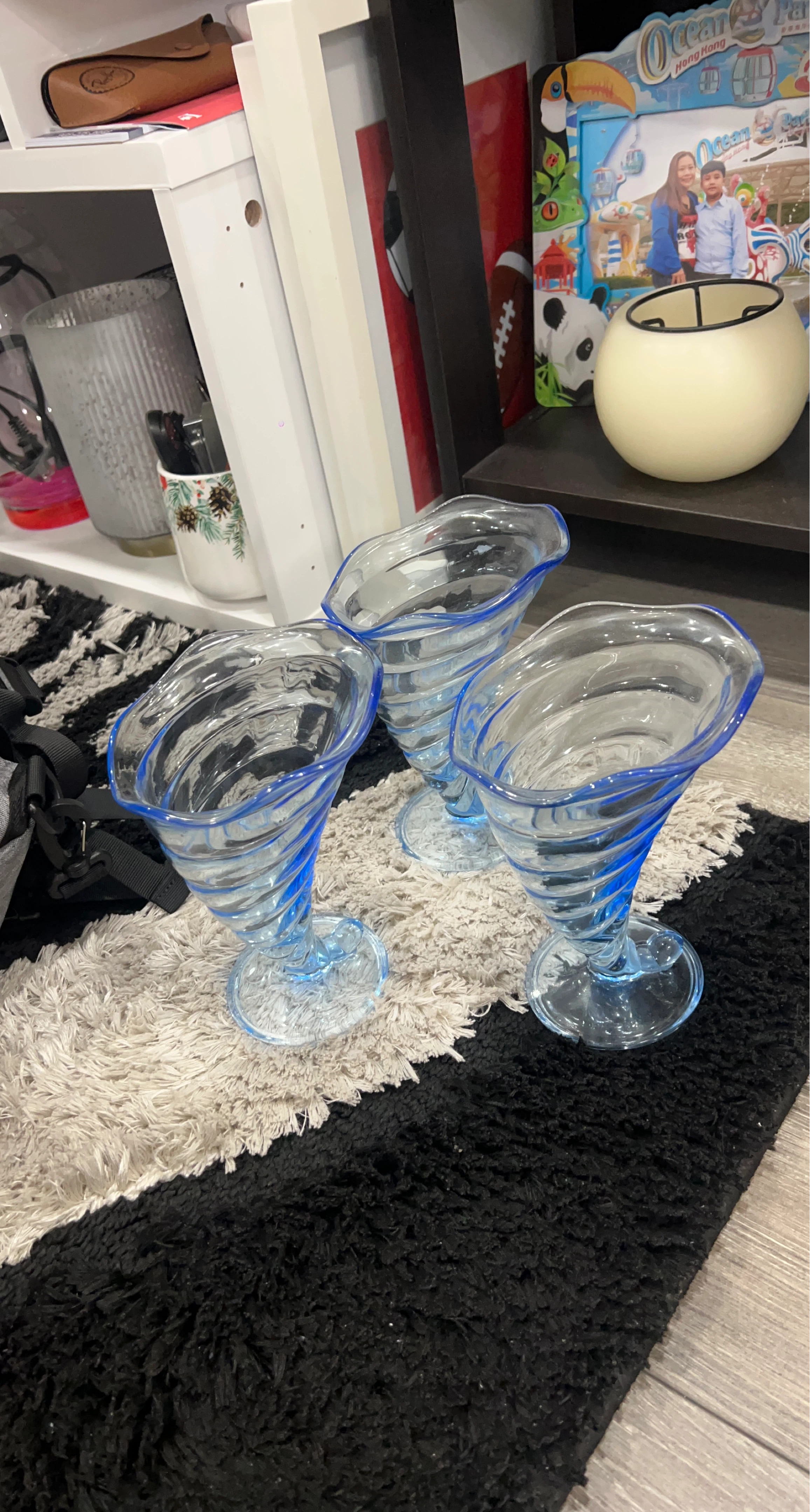 Set of 3 Swirl Blue Glass Sundae Dishes