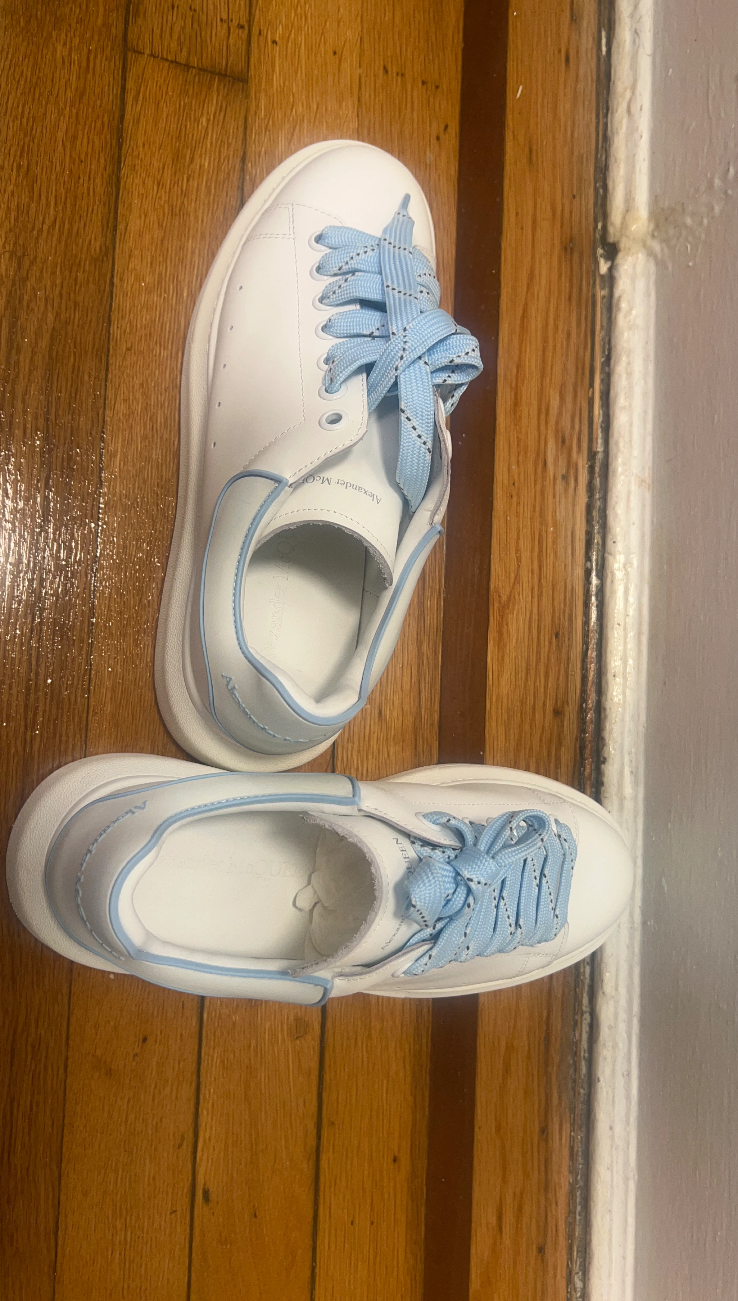Alexander McQueen Oversized Sneaker White/Light Blue