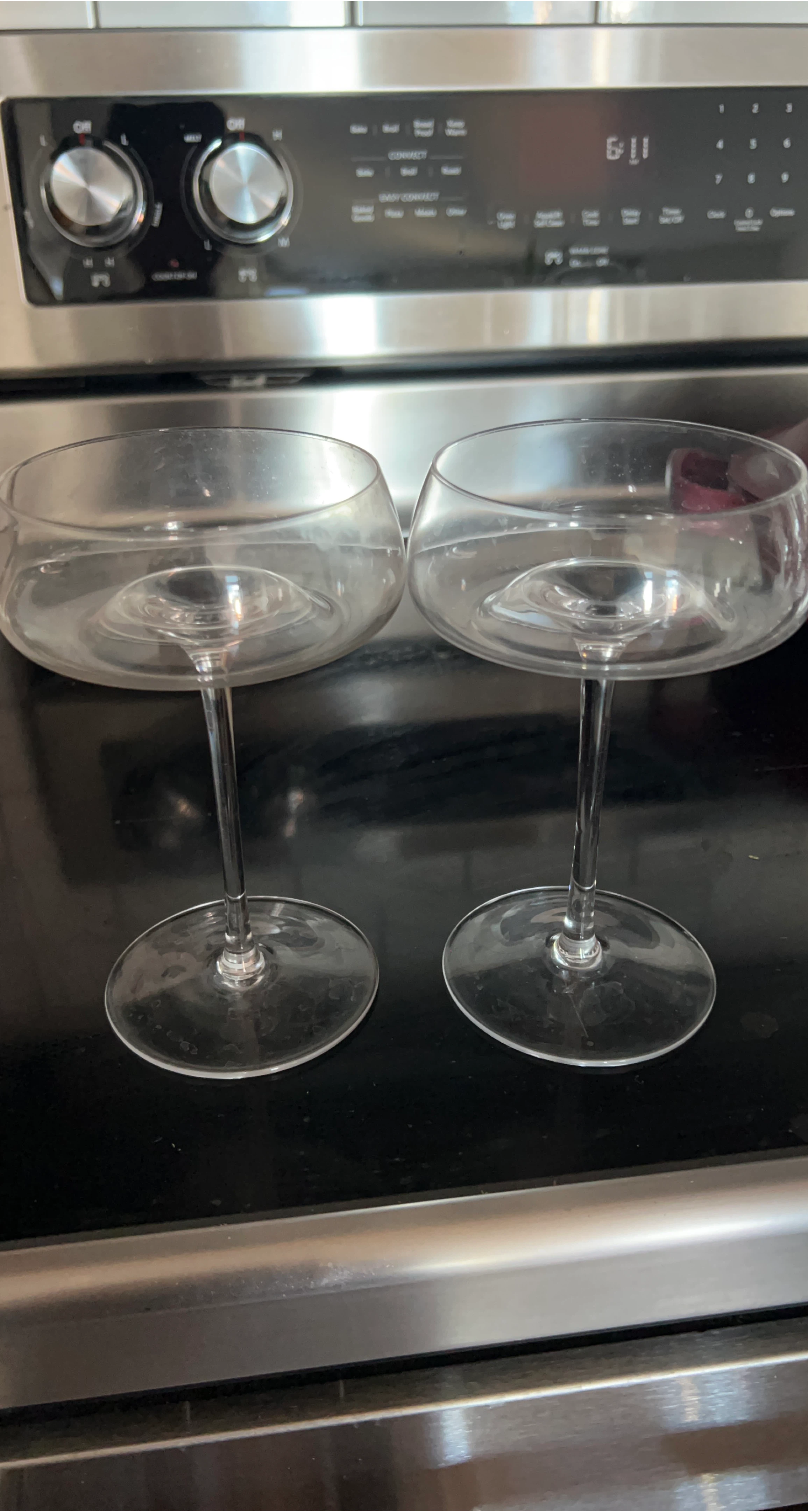 Set of 2 Clear Glass Coupe Glasses