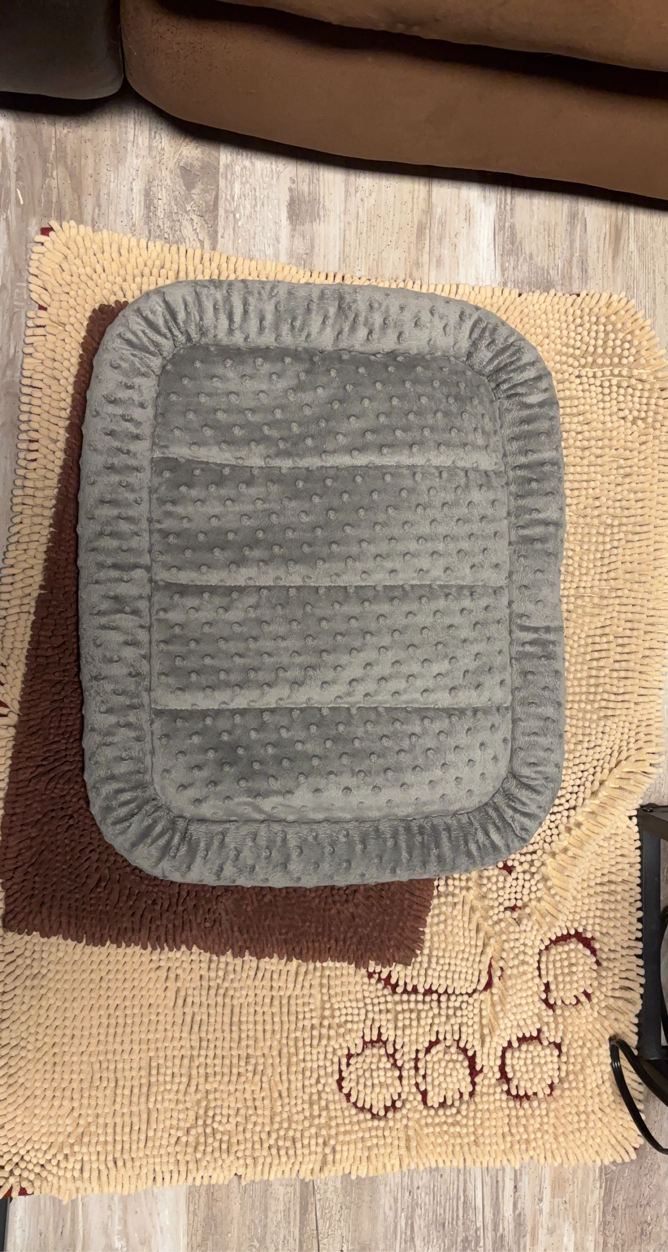 Grey Puffy Pet Bed Mat