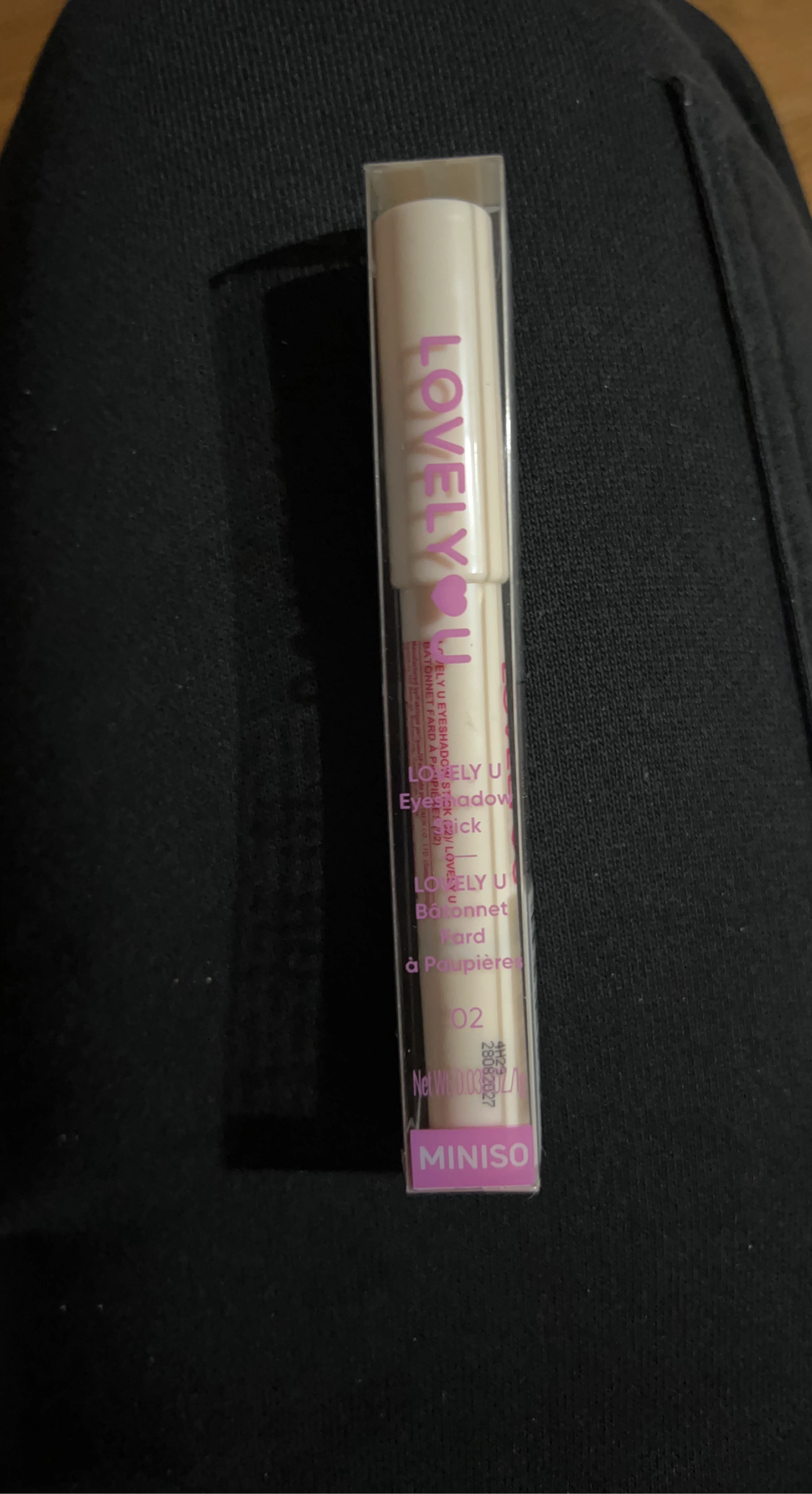 LOVELY U Eyeshadow Stick 02
