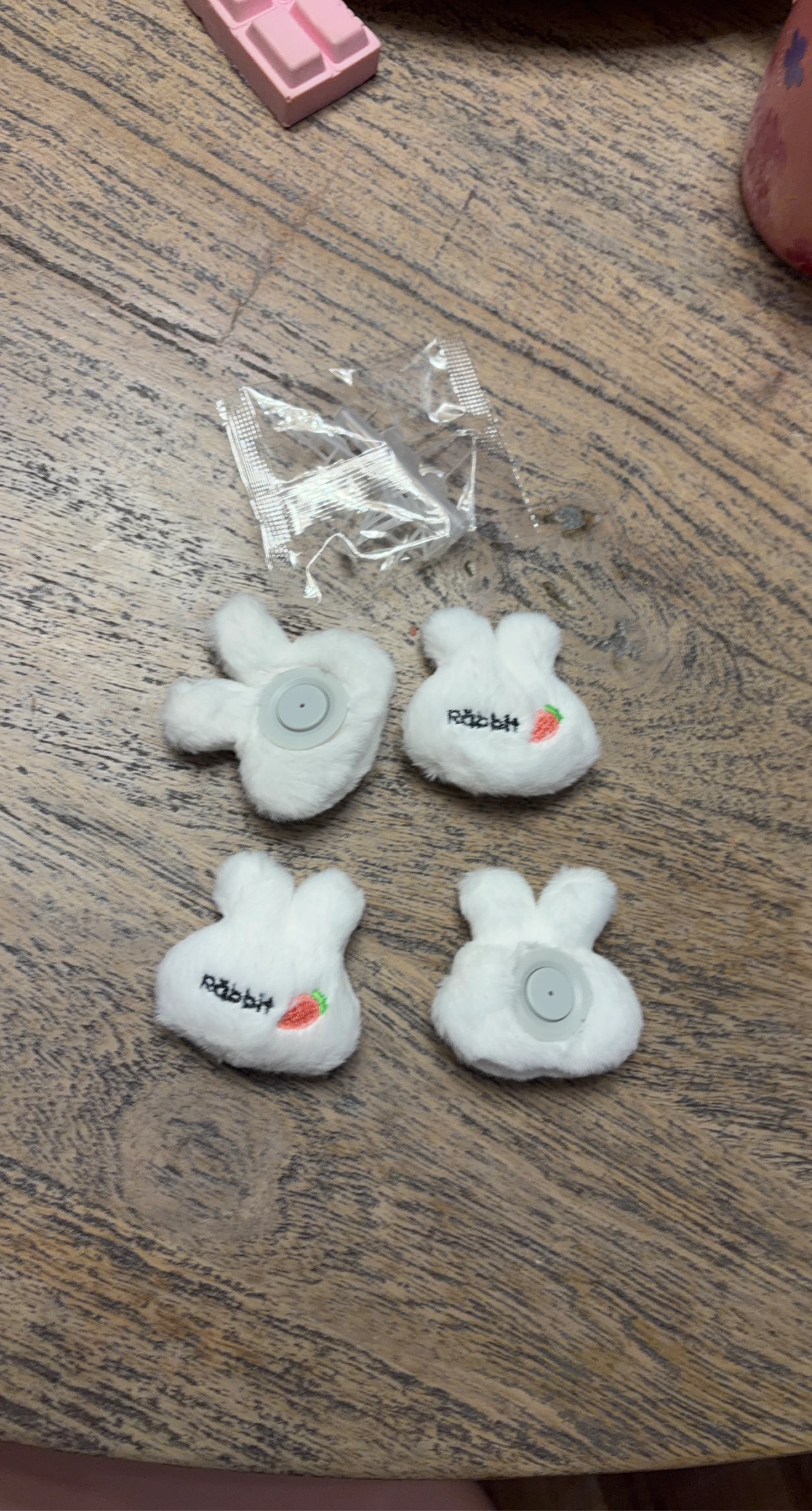 Cartoon rabbit quilt holders