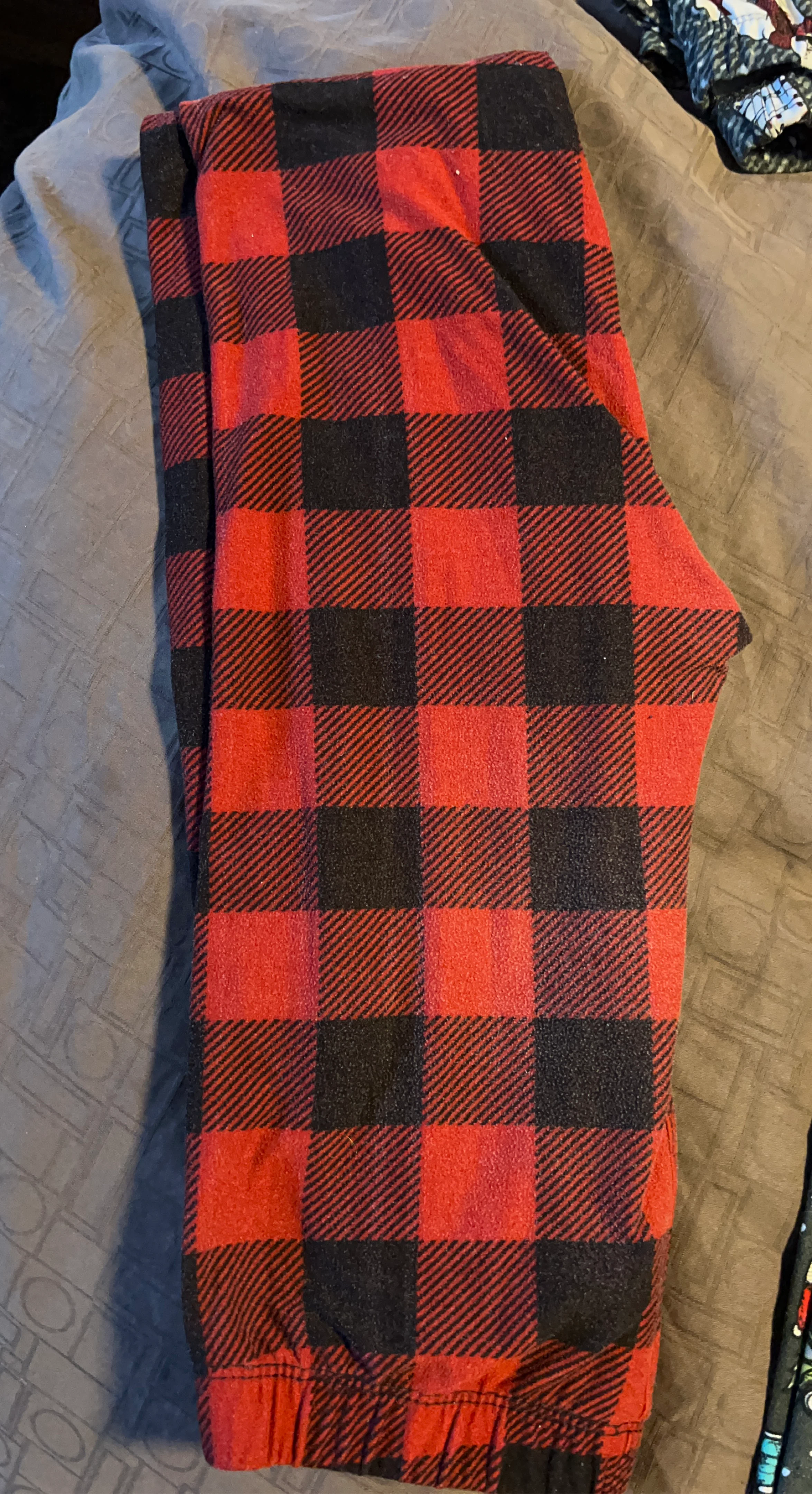 Red and Black Buffalo Plaid Leggings (Kids 10-12)