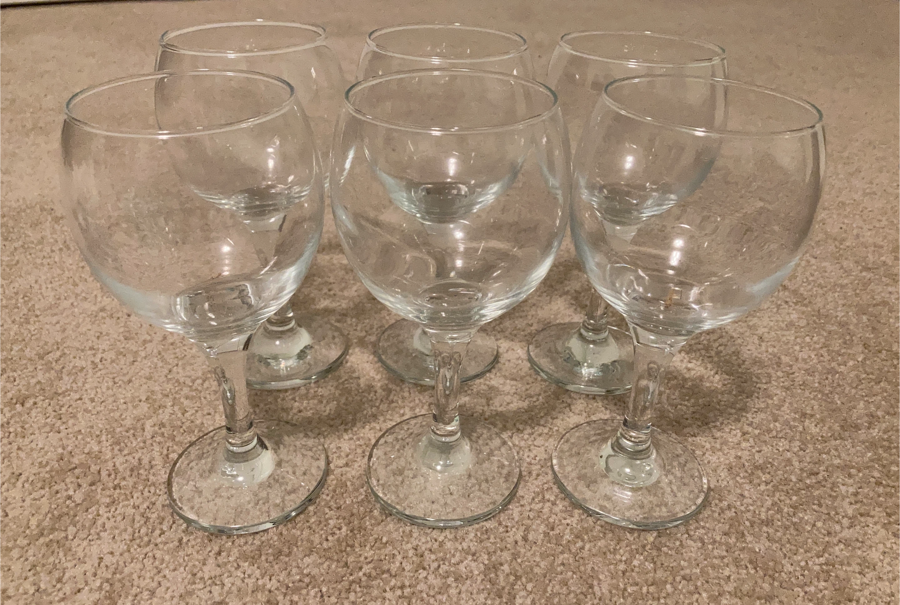 Set of 6 Clear Wine Glasses