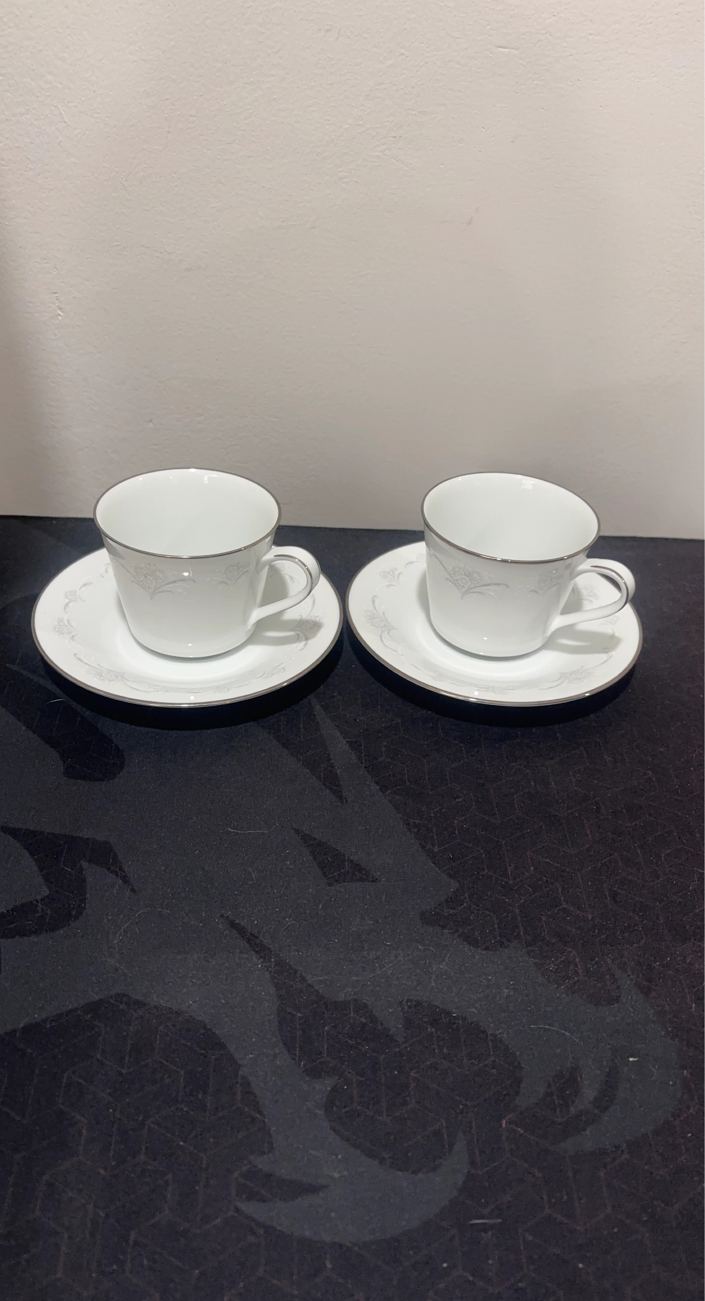 Noritake Casablanca teacup and saucer set (2)