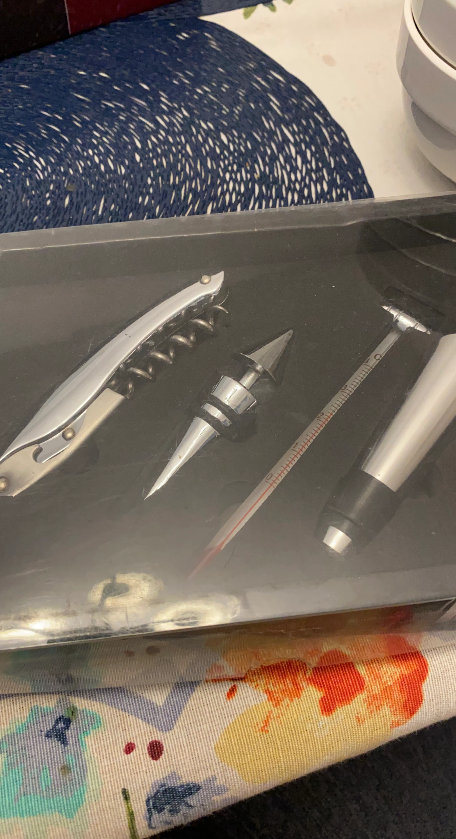 Wine Accessories Set