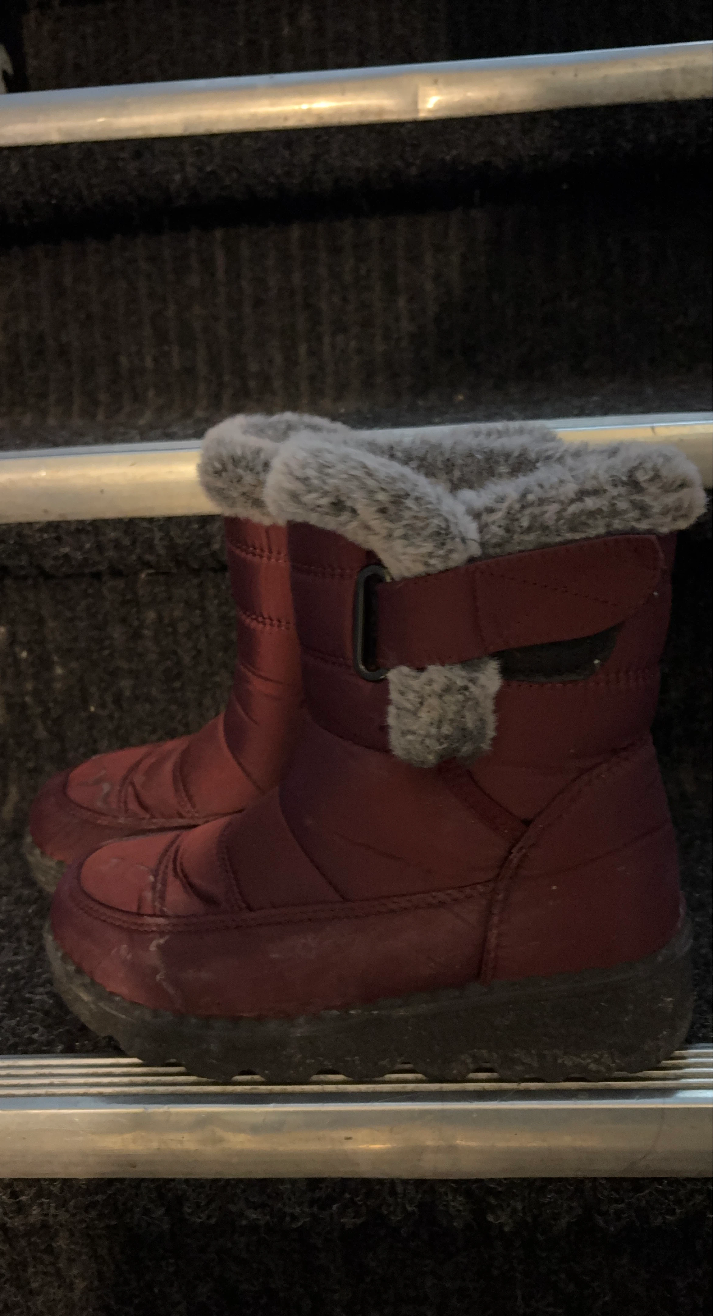Maroon Faux Fur Trimmed Winter Boots