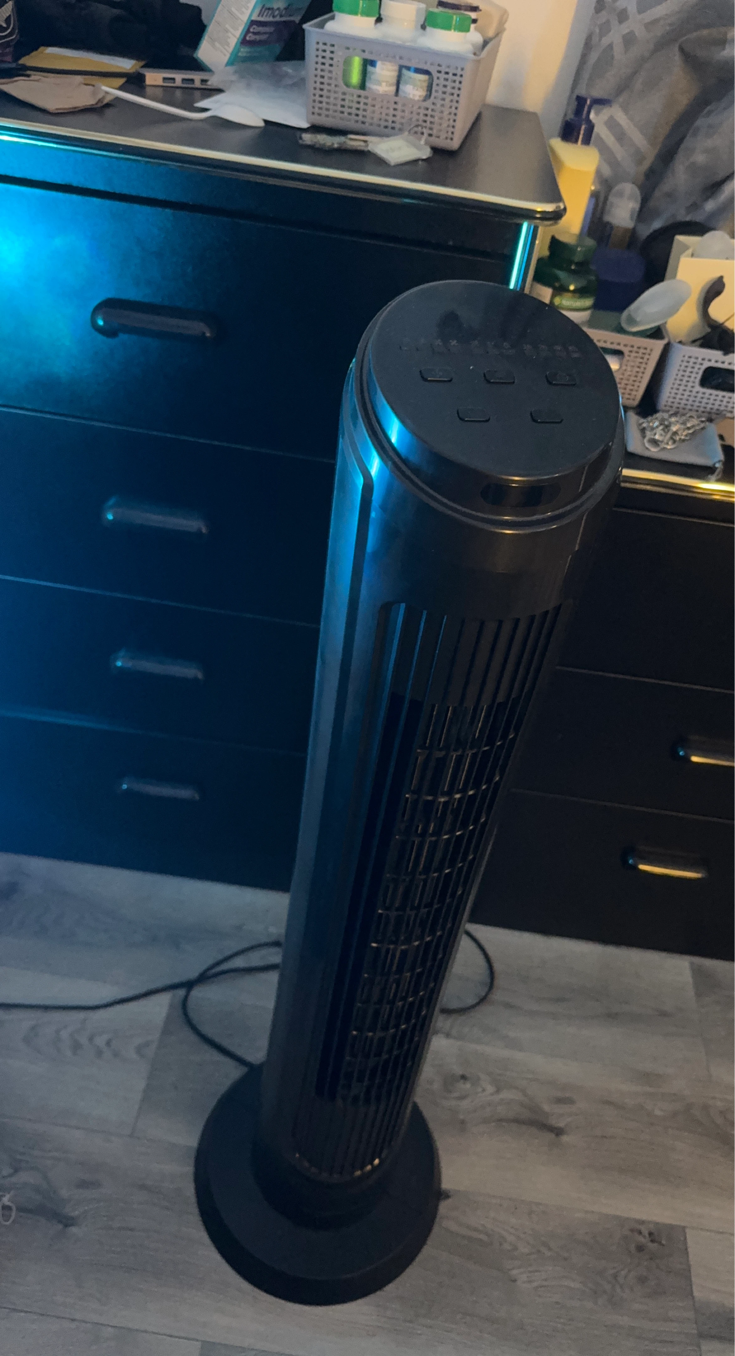 Amazon Basics Oscillating Black Tower Fan