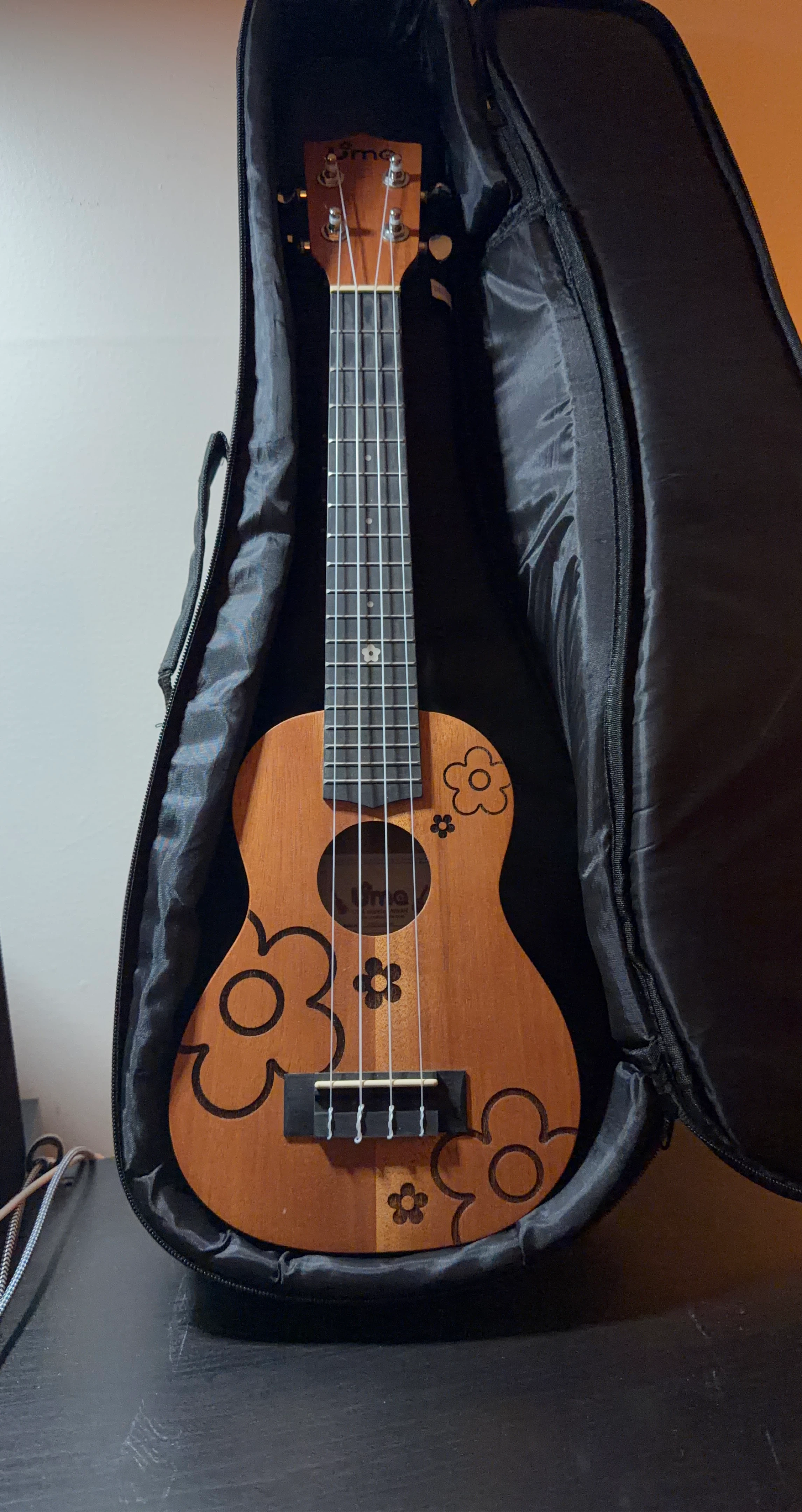 Uma Ukulele with Gig Bag