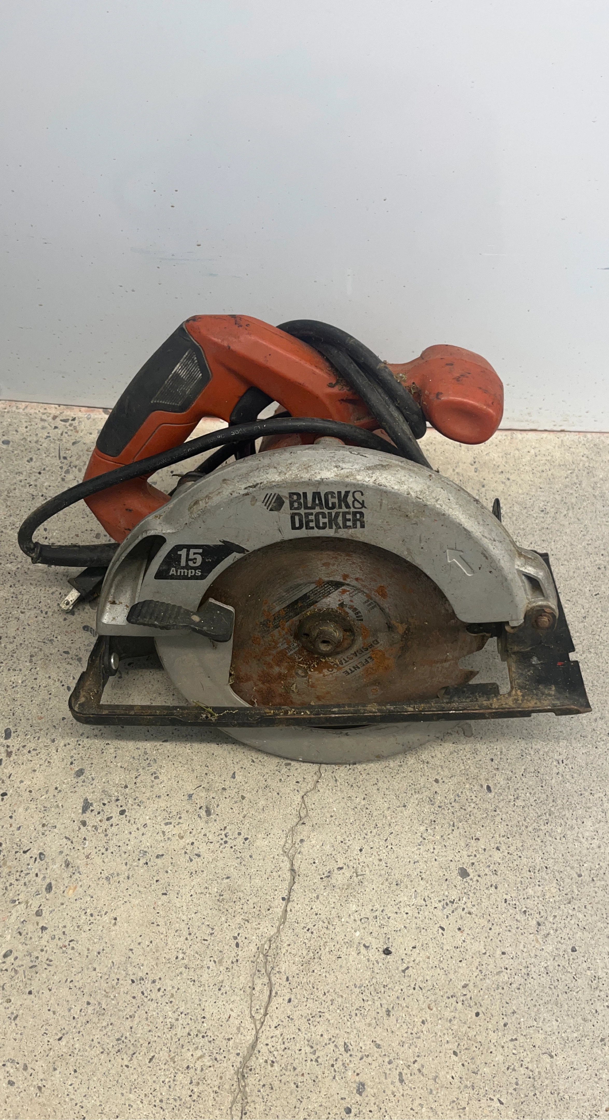 Black & Decker 15 Amp Circular Saw