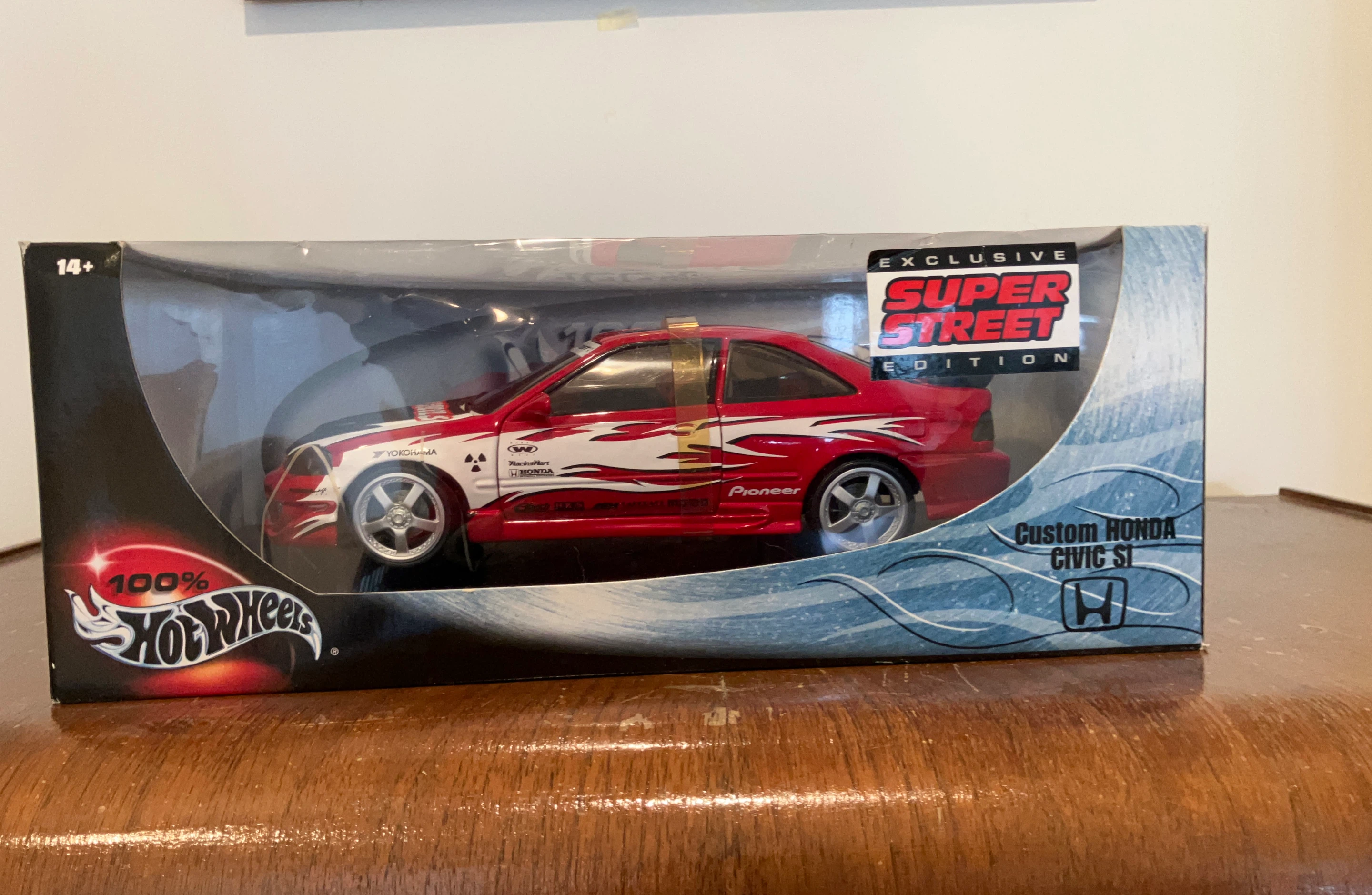 Hot Wheels Exclusive Super Street Edition Custom Honda Civic Si
