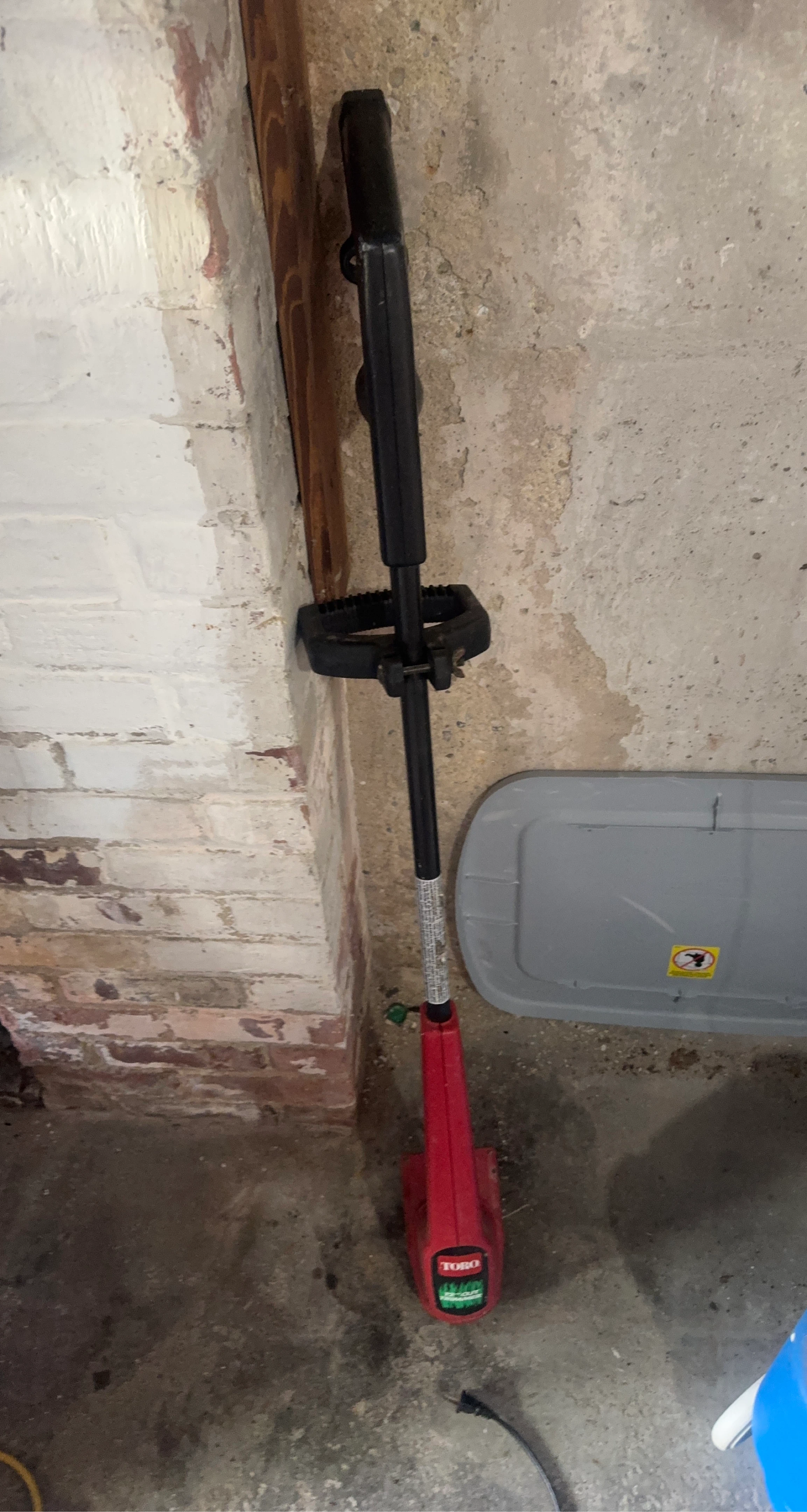 Toro Electric String Trimmer