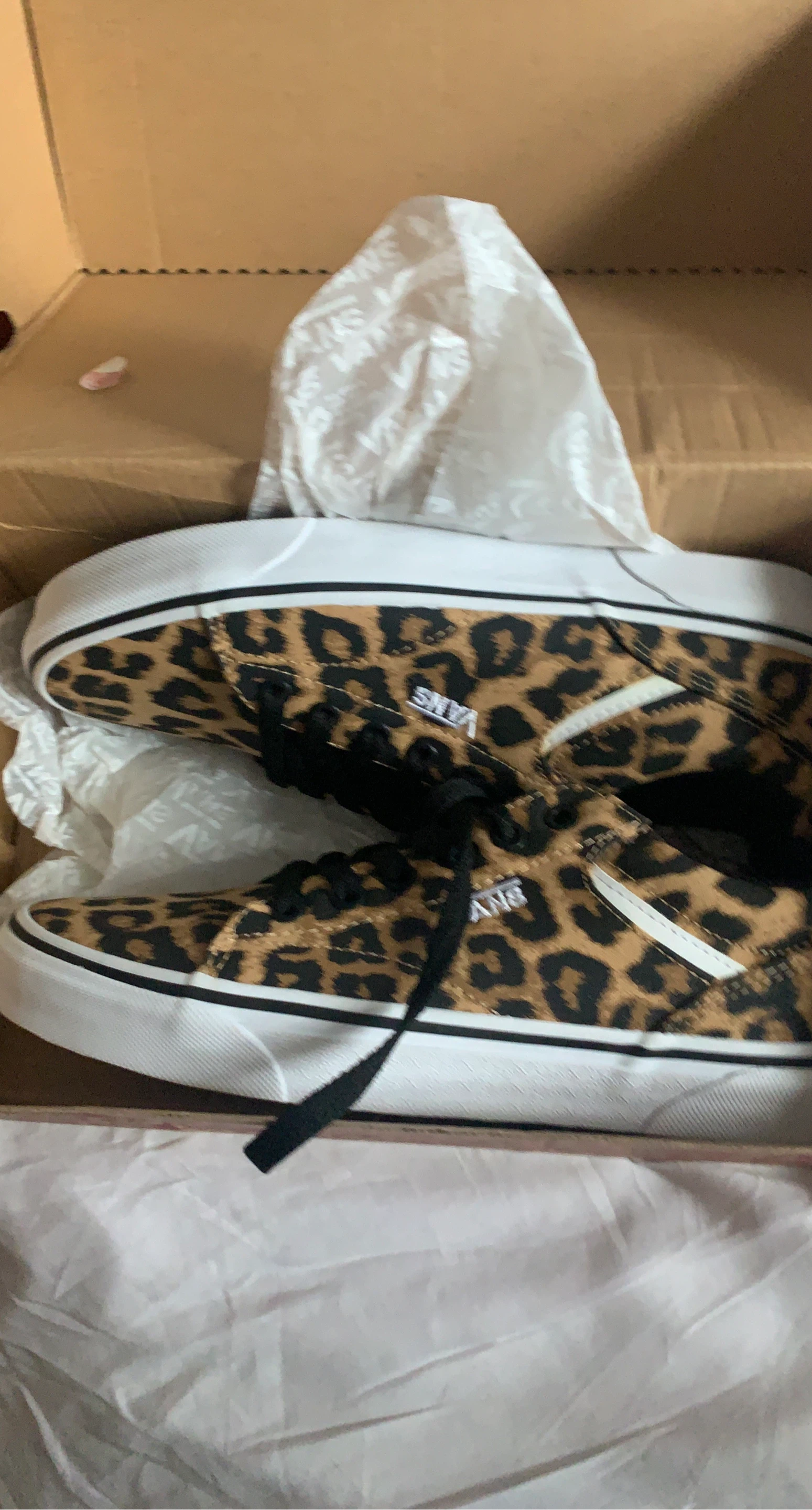 Vans Old Skool Leopard Print Sneakers Size 8 Women's
