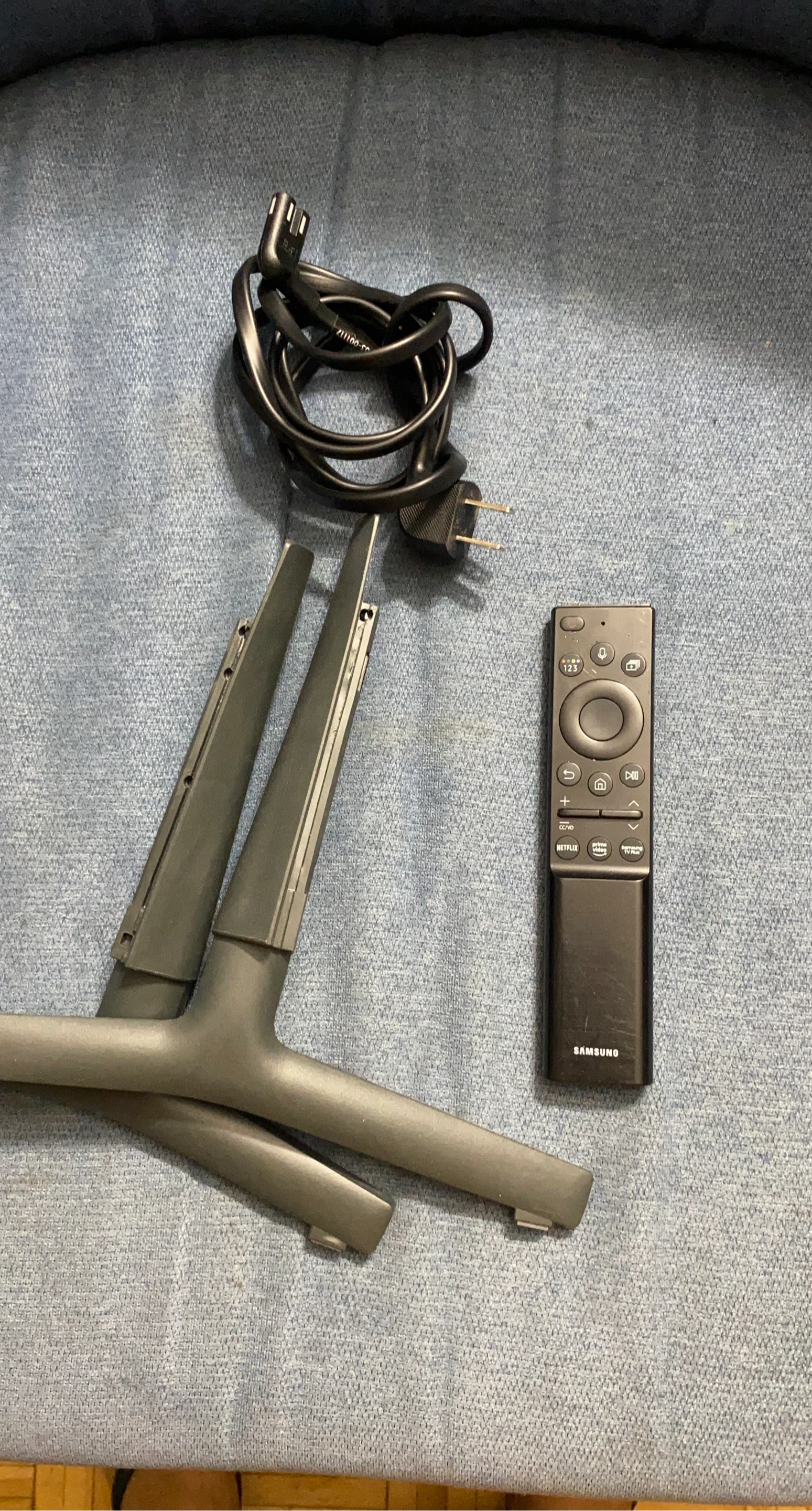 Samsung TV Stand and Remote