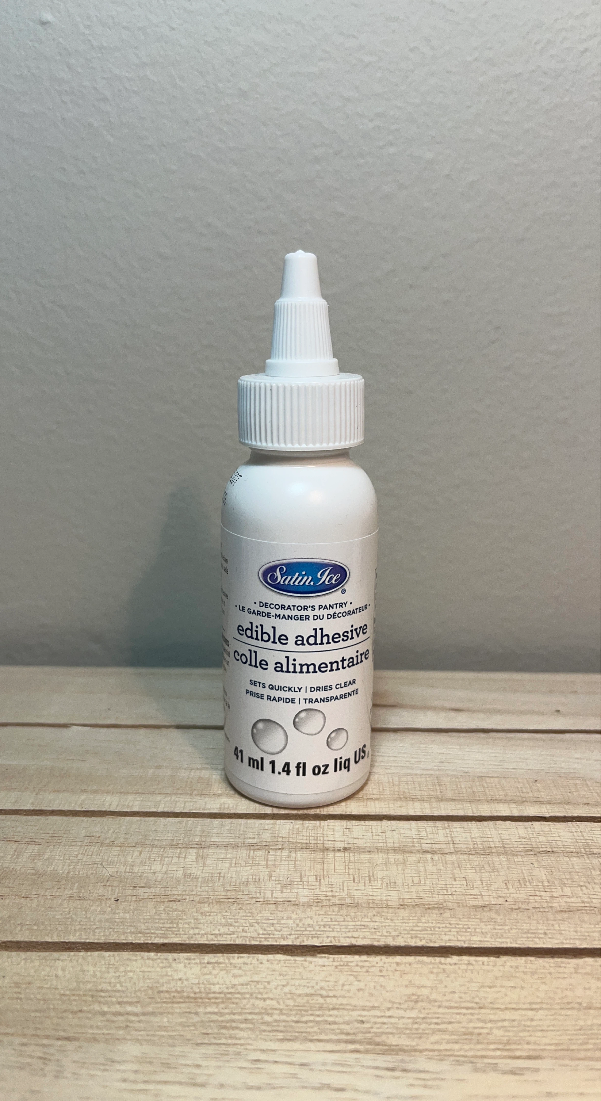 Cake Decorating Edible Adhesive - Satin Ica
