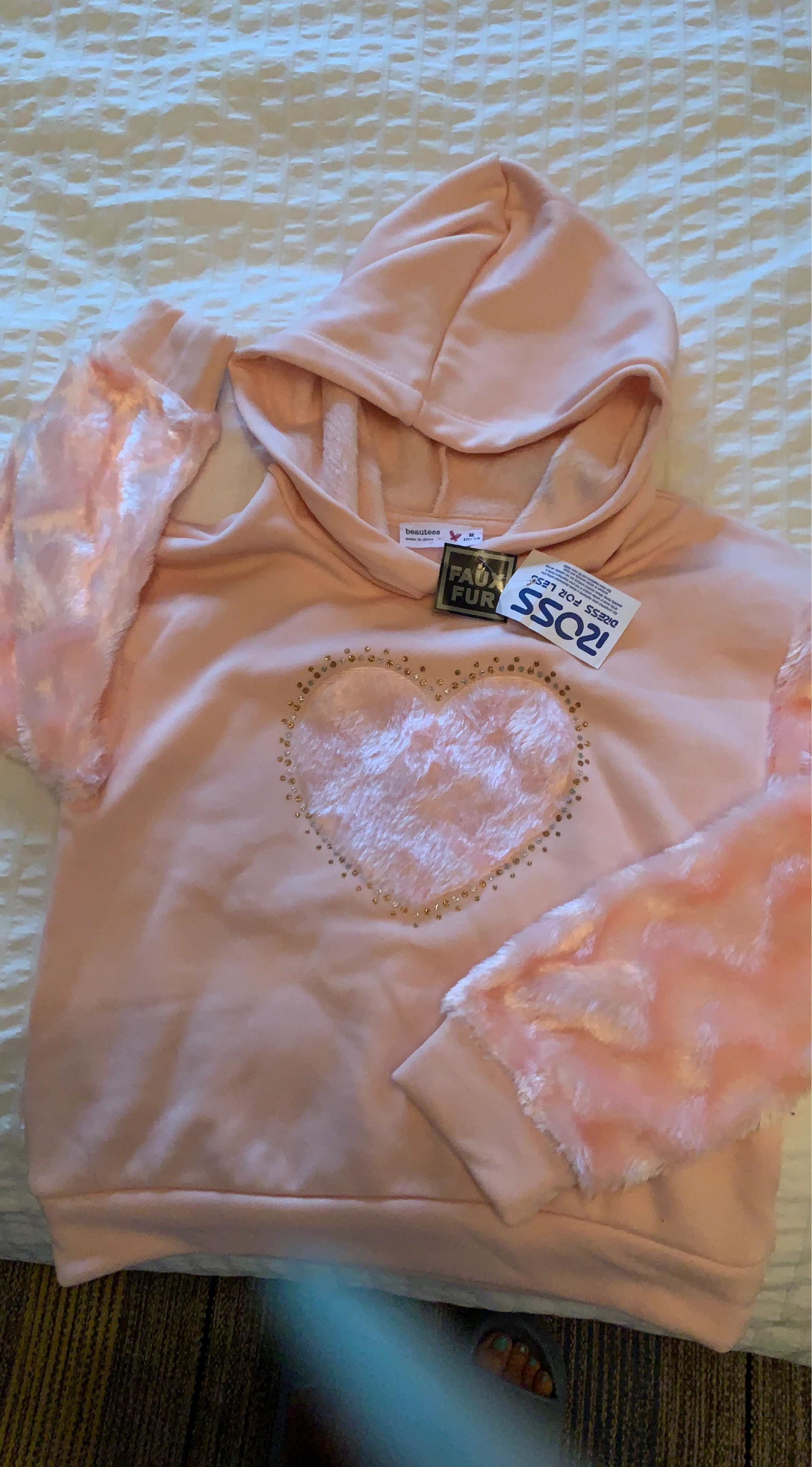 Beautes girls pink faux fur heart hoodie M 10/12