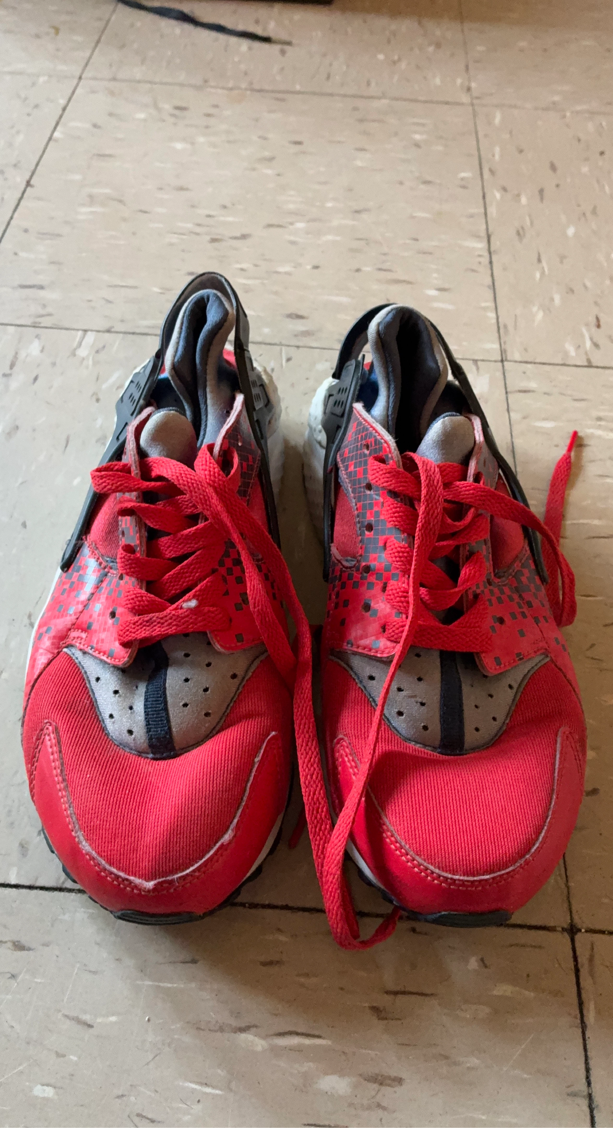 Nike Air Huarache Red Men's Running Shoes