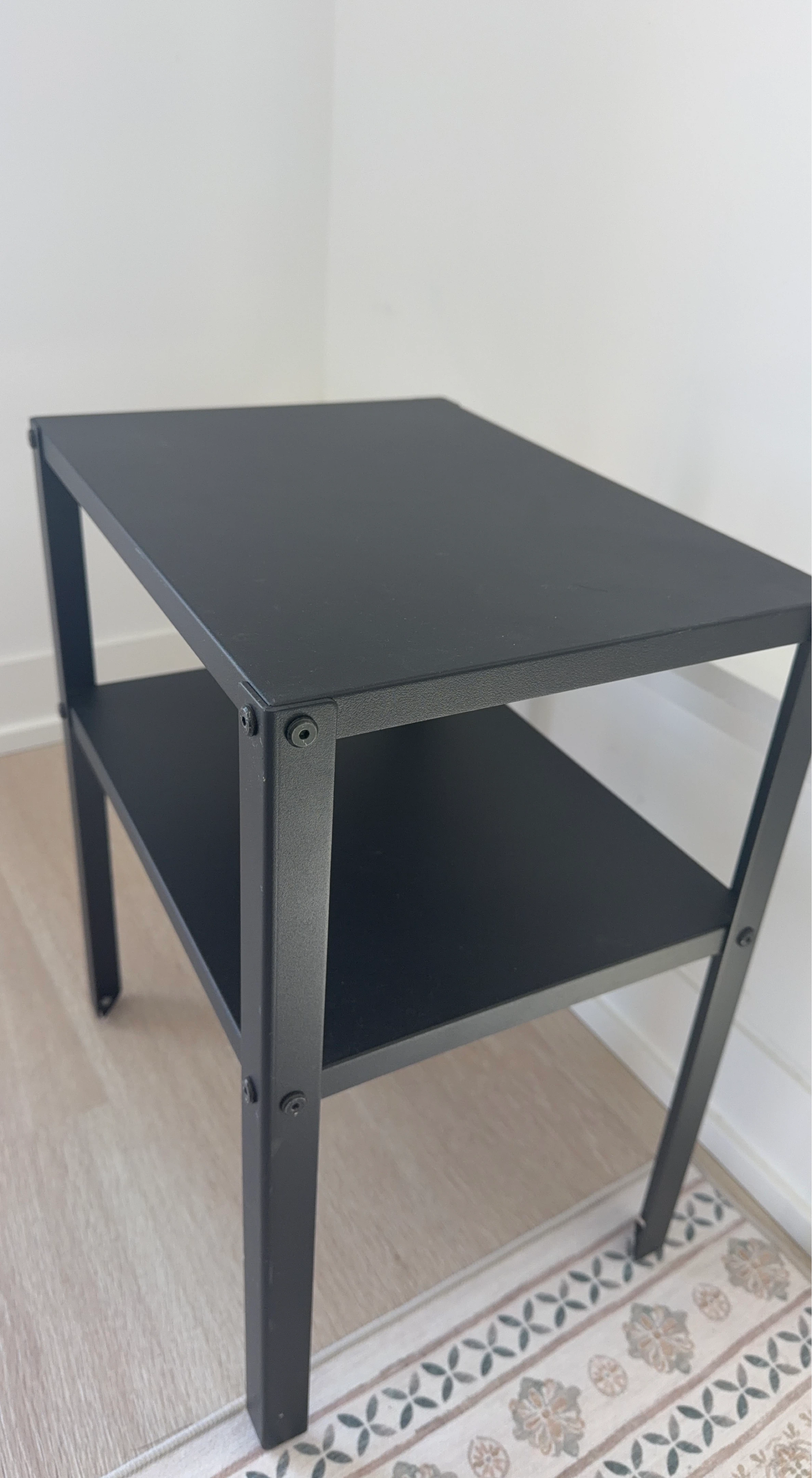 IKEA KNARREVIK Black two-tier side table