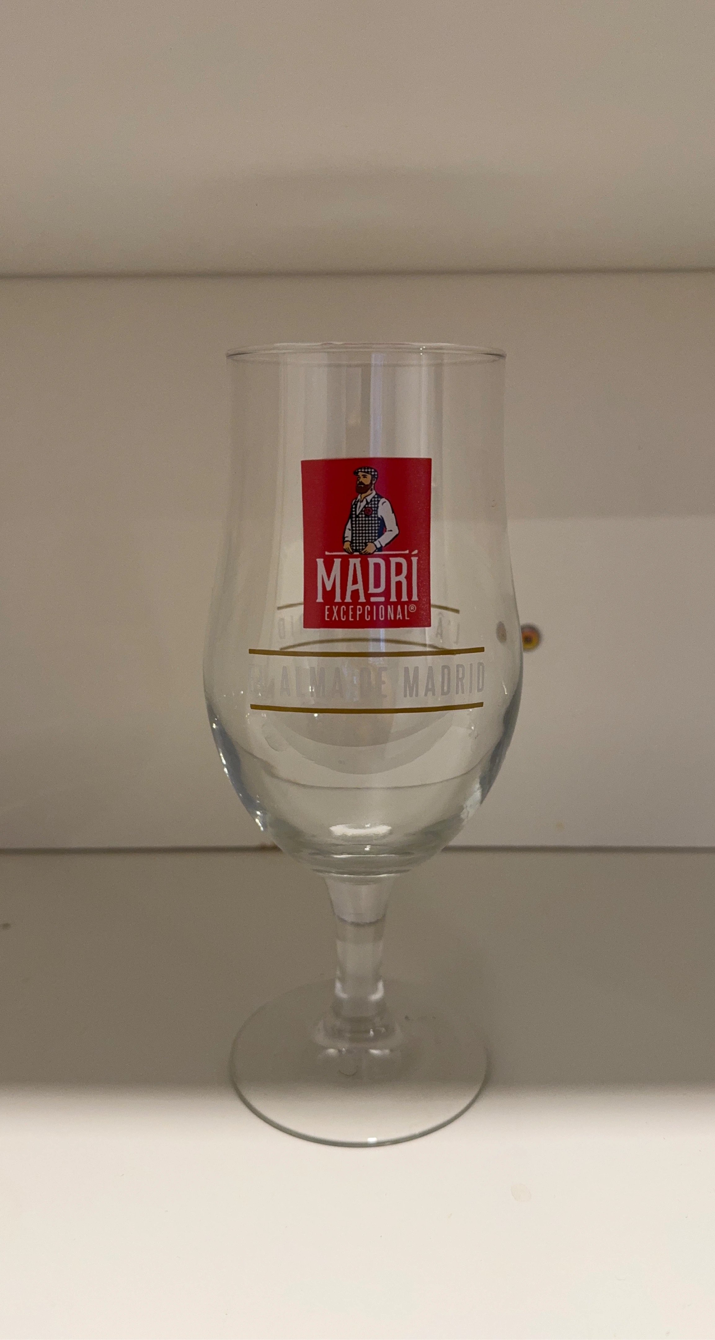 Madri Excepcional Beer Collectable Glass