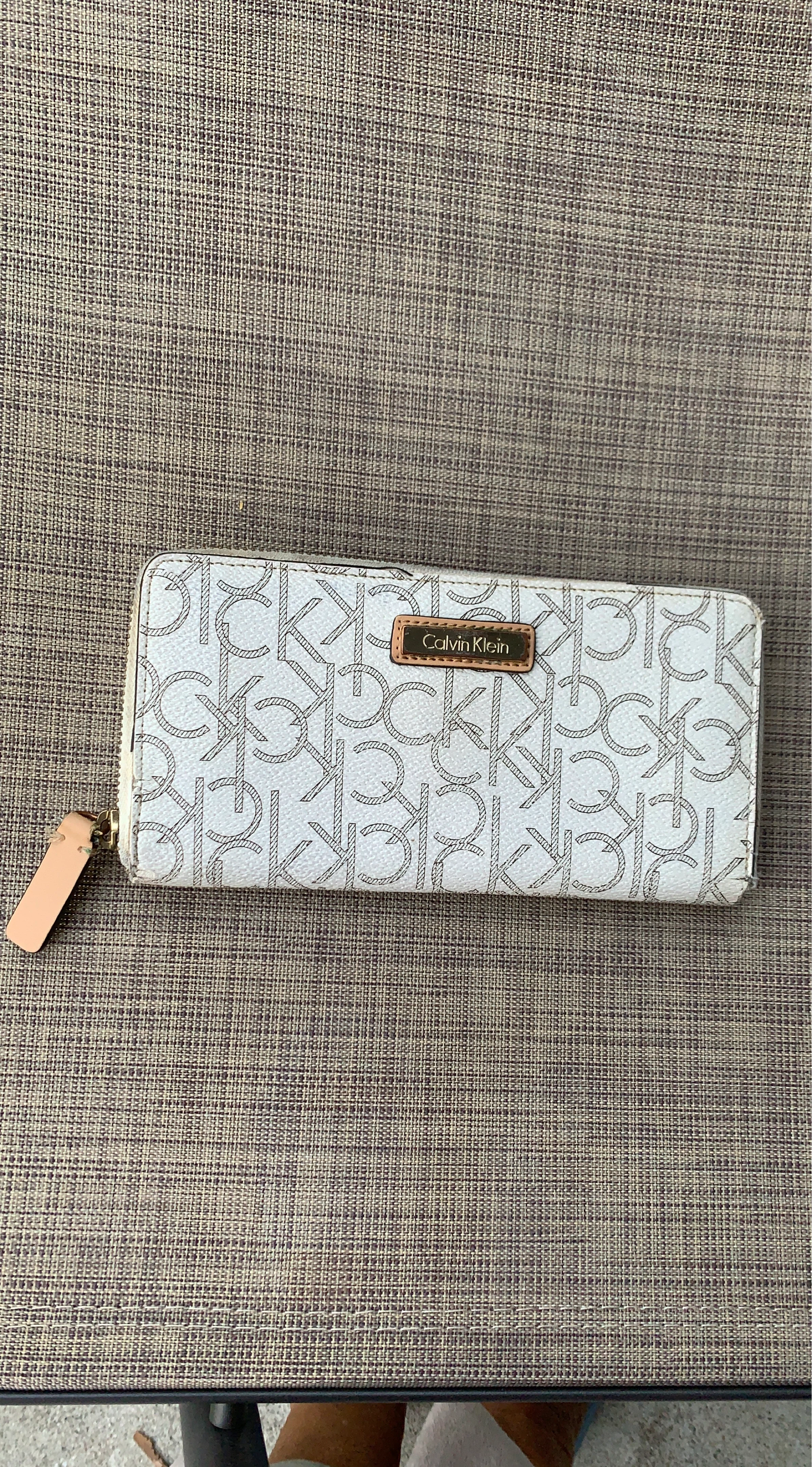 Calvin Klein Zip-Around Wallet
